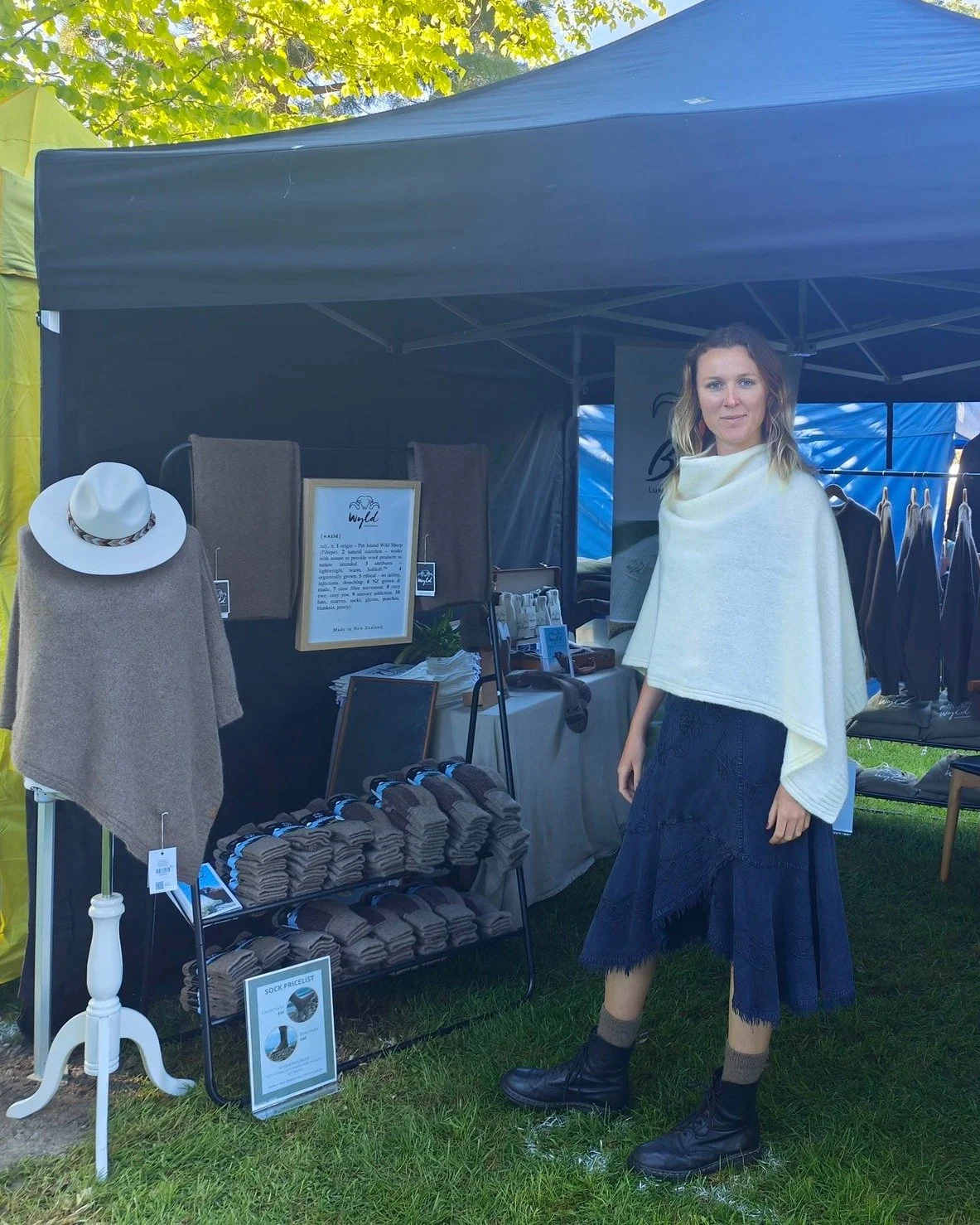 3 weeks to go until our favourite fete - @geraldinesummerfete on 6th November. 

Can't wait to see what's new with @store17.sumner, @eddieandlu, @philippacameron_whatsforsmoko, @madison_coulter_artist, @nzhemprino, @peninsulaflowersnz, @fourpeaksleat