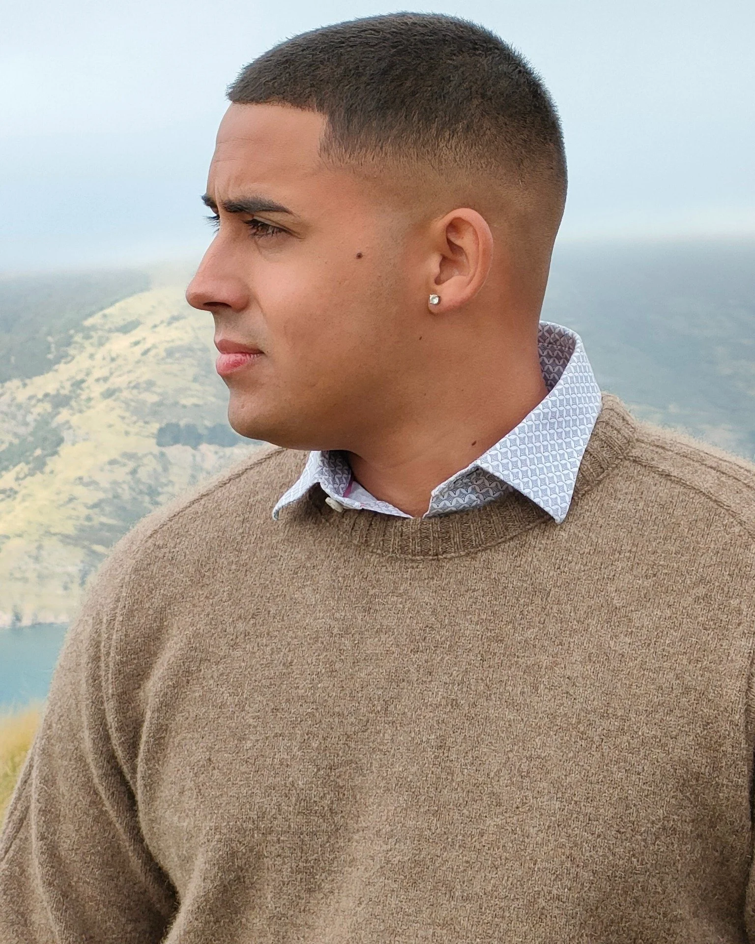 Made to be worn by everyone - our Wyld jersey is truly unisex, with a relaxed, easy fit that works just as well for him as it does for her.

It&rsquo;s the little details that set it apart:
natural, undyed tones, breathable softness, and that signatu