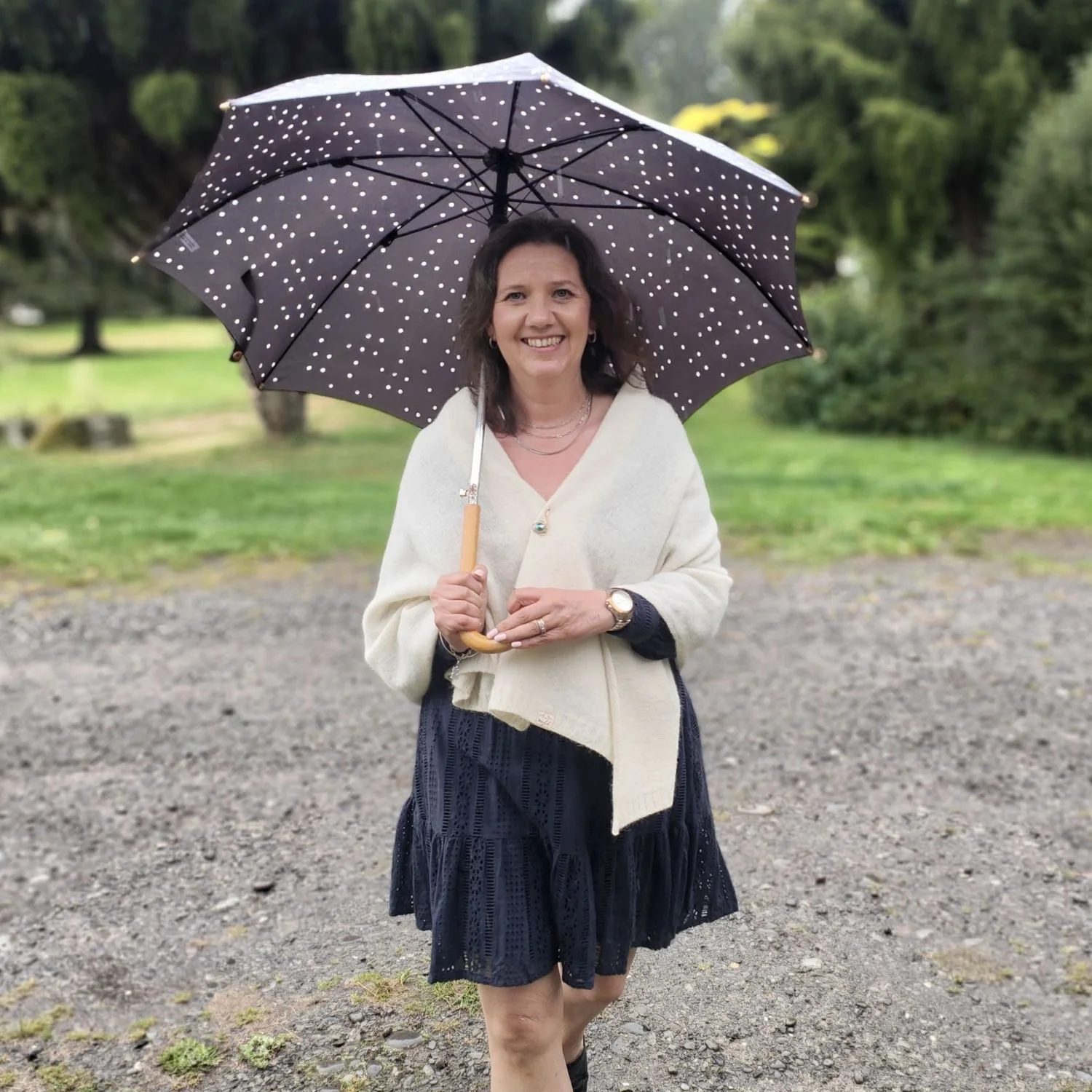 A little piece of Bohepe history. 🤎

The Bohepe Luxe Scarf began life as a limited run of ponchos that didn't meet our original specifications. Rather than letting beautiful fibre go to waste, we transformed them into something entirely new.

The re