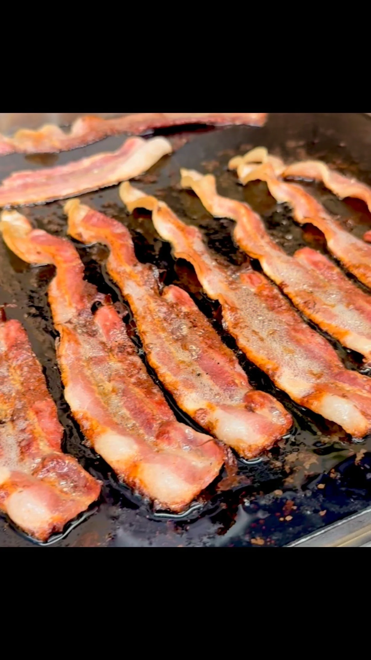 Time to get that BGT in your belly!
#asmr #asmrfood #asmrbacon #addbacon #happybacon #happyfriday #BGT #cherrystreetbacon #happyluncheonette #downtownmedford #local #organic #delicious