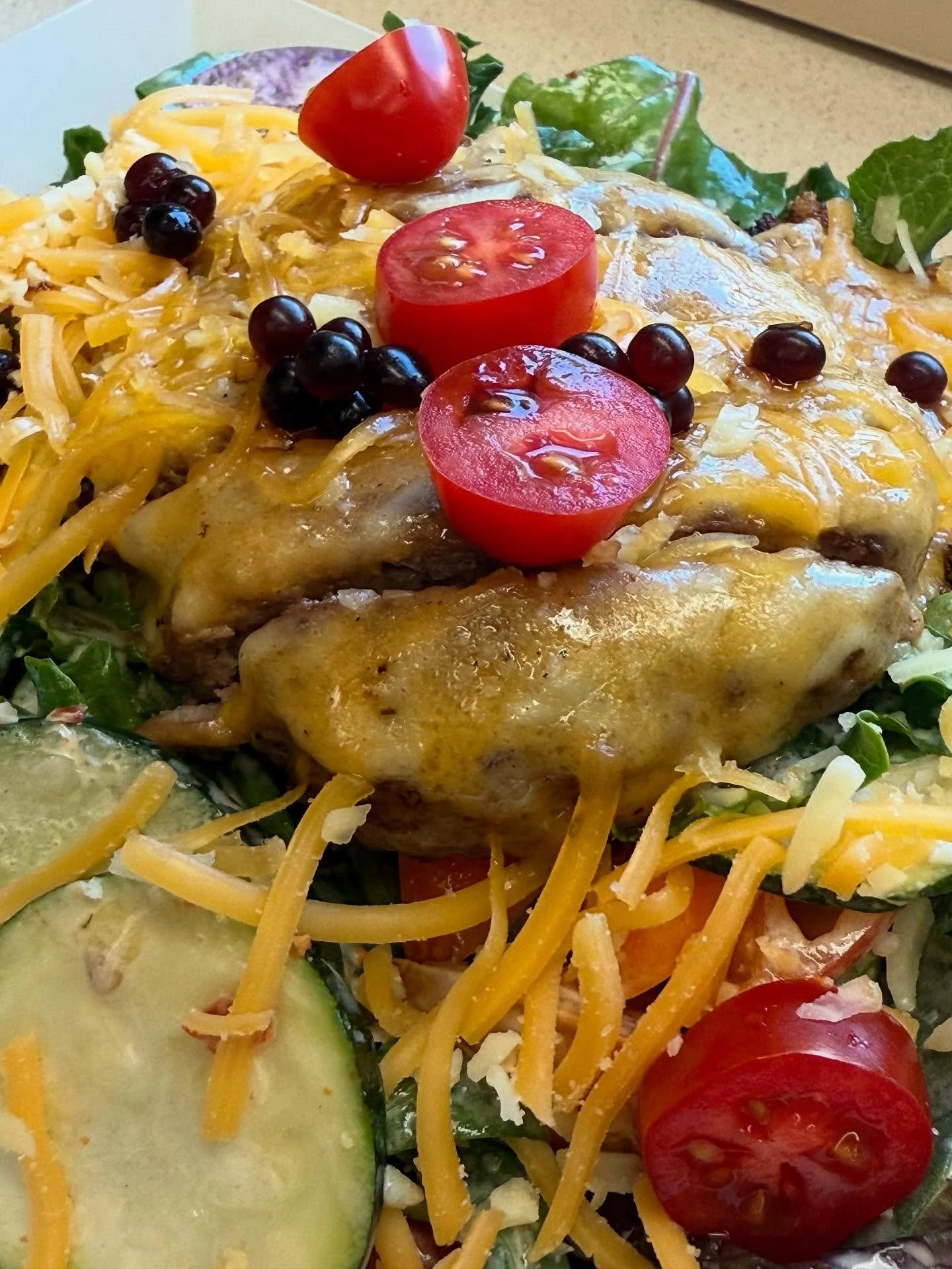 Cheeseburger Salad for Jymbo! Thank you neighbor, enjoy! @the_original_emissary @theretrowormhole @downtownmedfordor