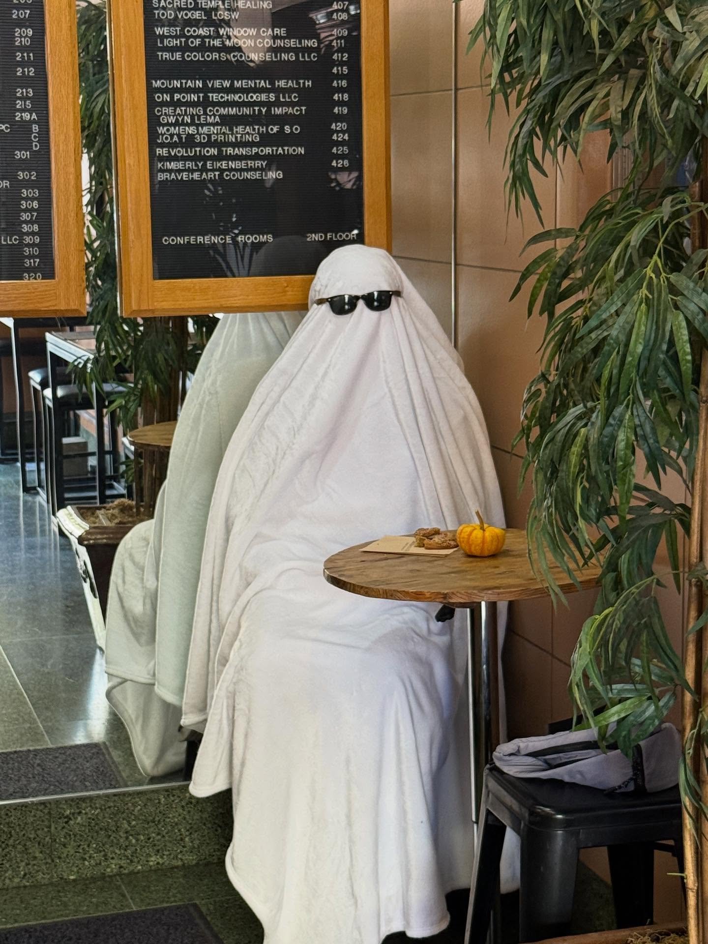Even ghosts love our cookies. 🍪 👻
@unexplainedoregon could you look into this for us?!