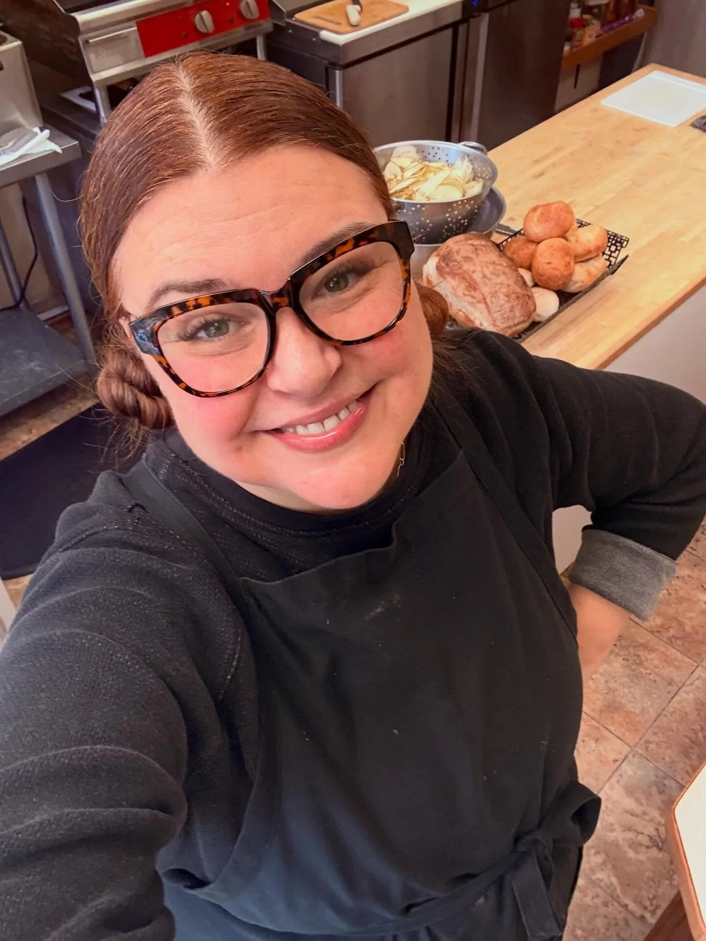 Hi! Good Morning from Luncheonette in the Beautiful Historic Woolworth Building in #downtownmedford We serve #locallysourced #organic #comfortfood made with love. Come by for lunch and see for yourself! And if you love it, please tell 2 people. 😉