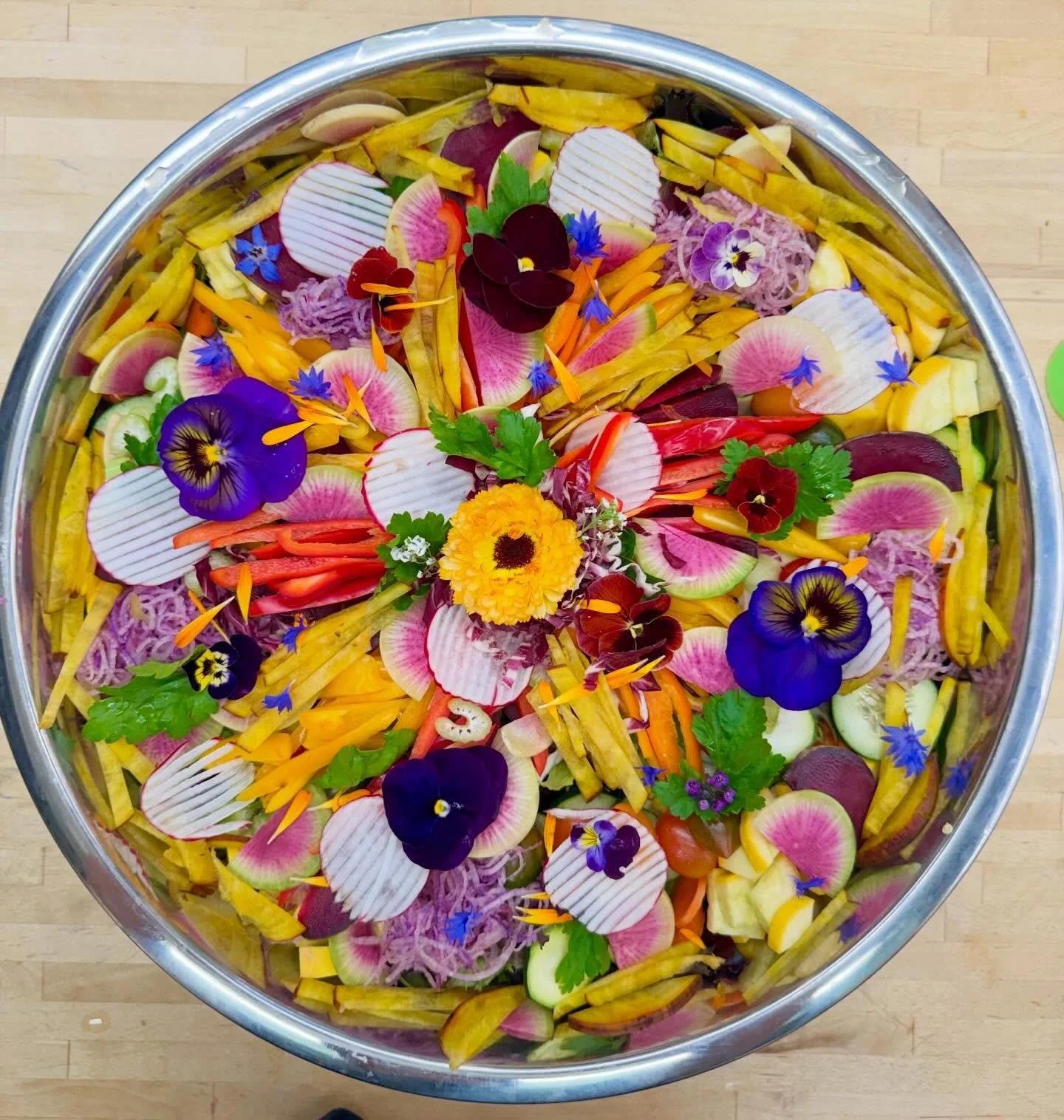 If you had ordered CATERING FROM LUNCHEONETTE, you&rsquo;d be so happy right now.  It&rsquo;s fun for us and delicious for you! #local #organic #delicious #happynothangry #happyluncheonette