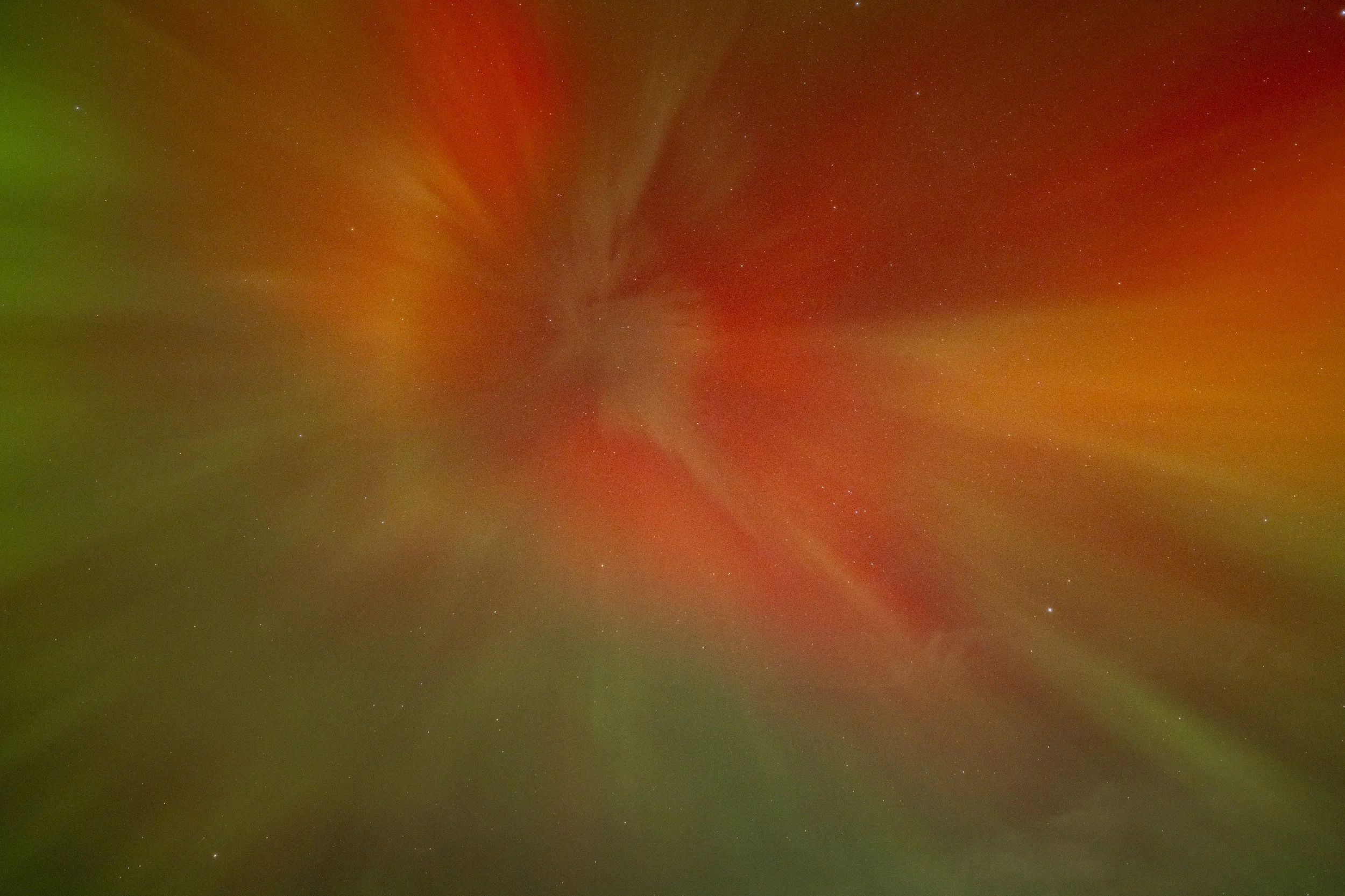 Aurora borealis with red and green lights