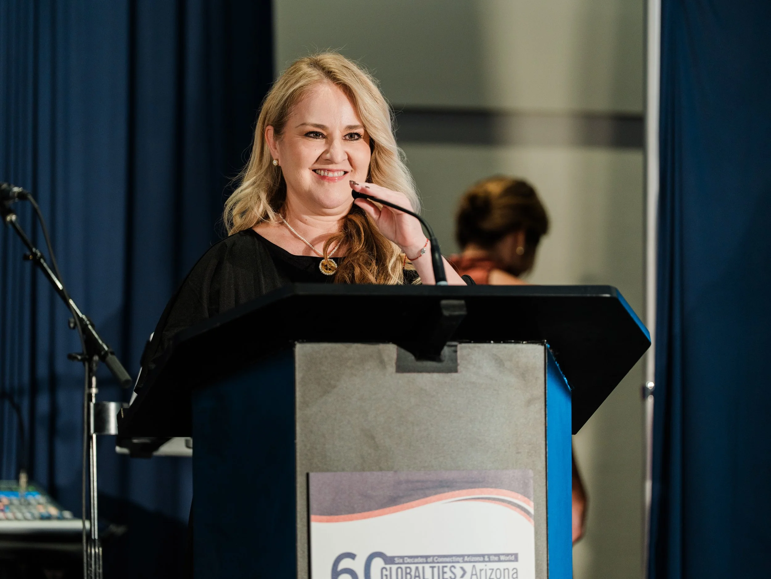 GlobalTiesAZ-60th-Gala_2314.jpg