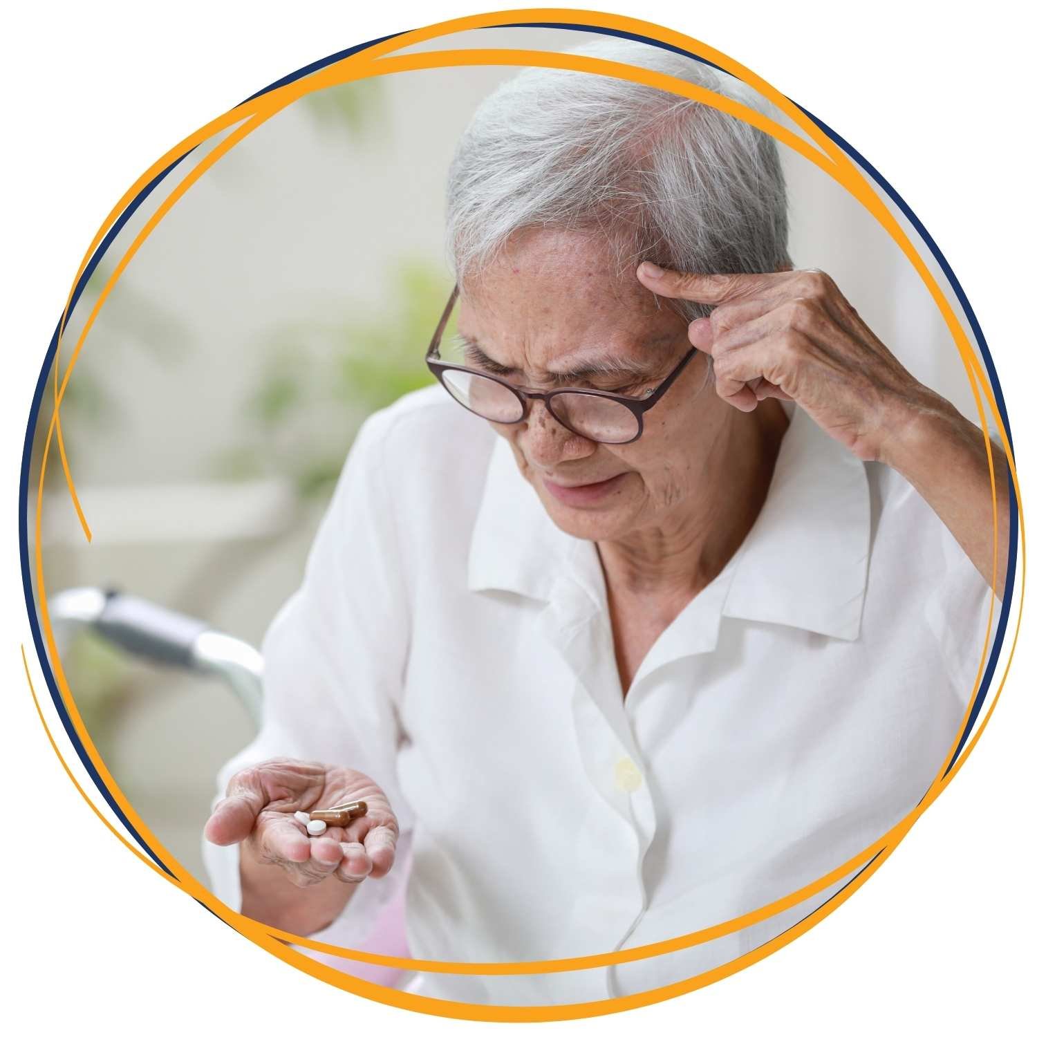 senior living with memory loss, forgetfulness, early dementia symptoms