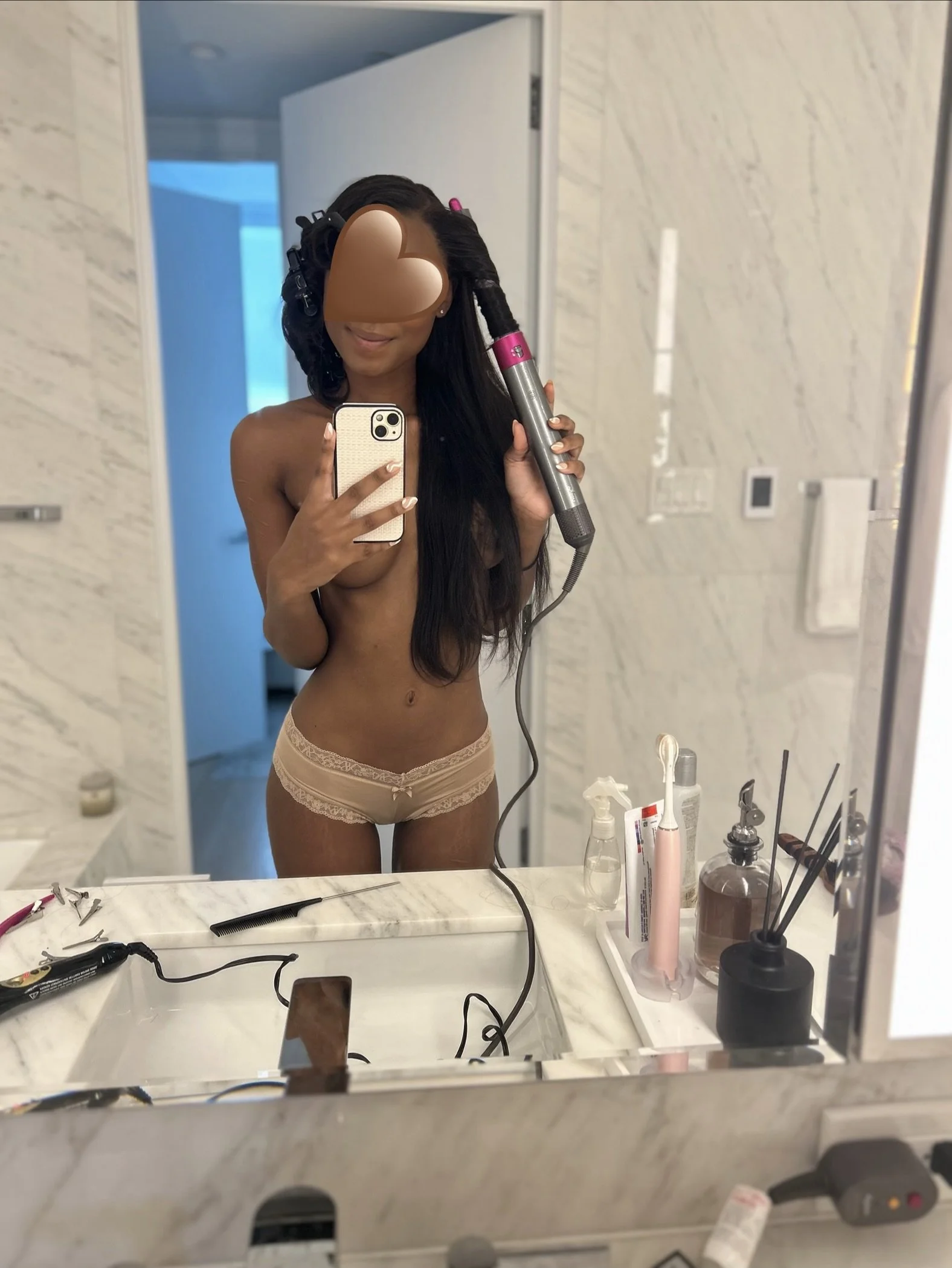 The real girlfriend experience is me sending you this selfie to explain why I'm running 5 mins late 😭