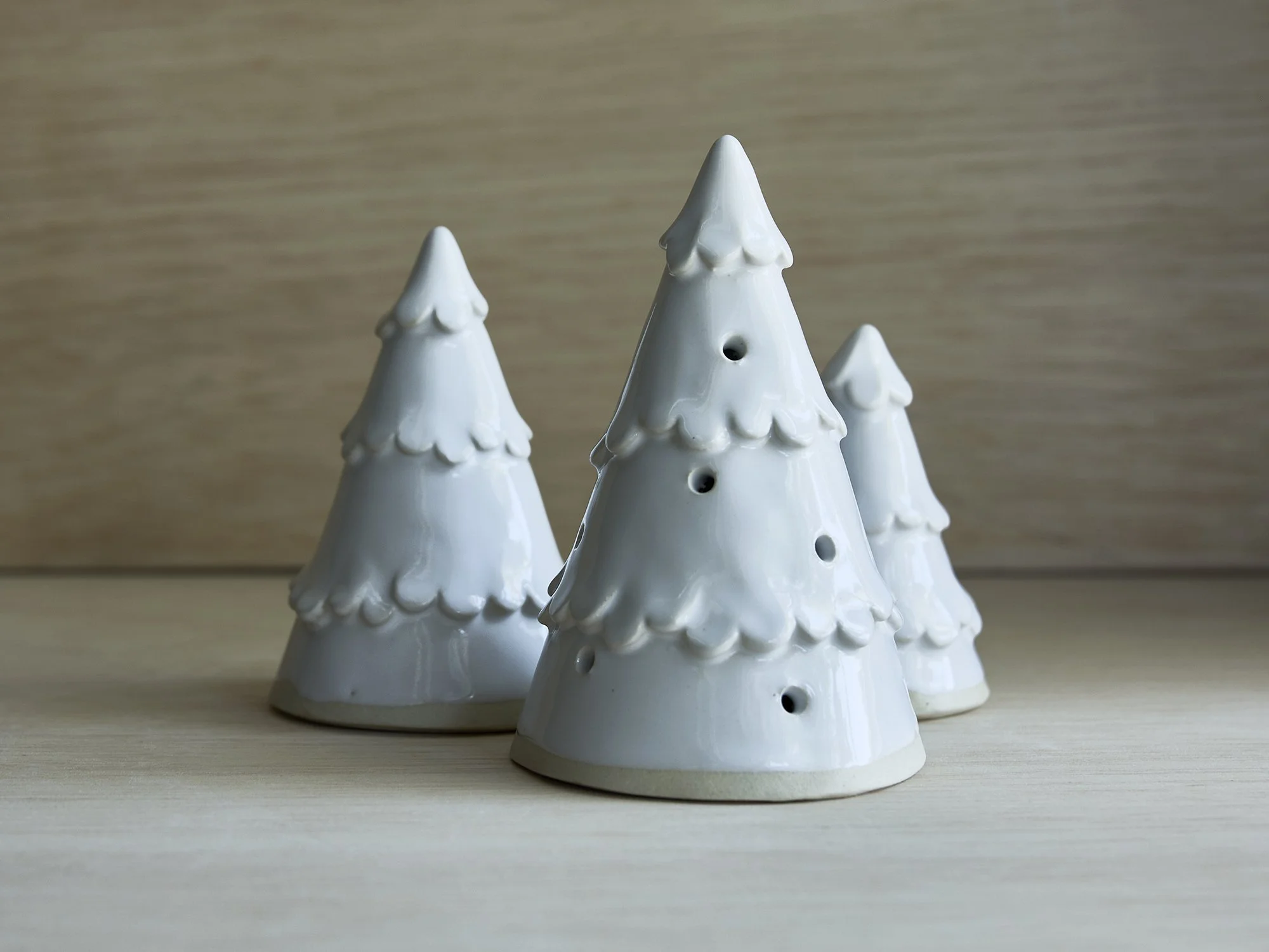 2025-09-01 Makers & Clay New Pumkins Snowmen Holiday Trees_065.jpg