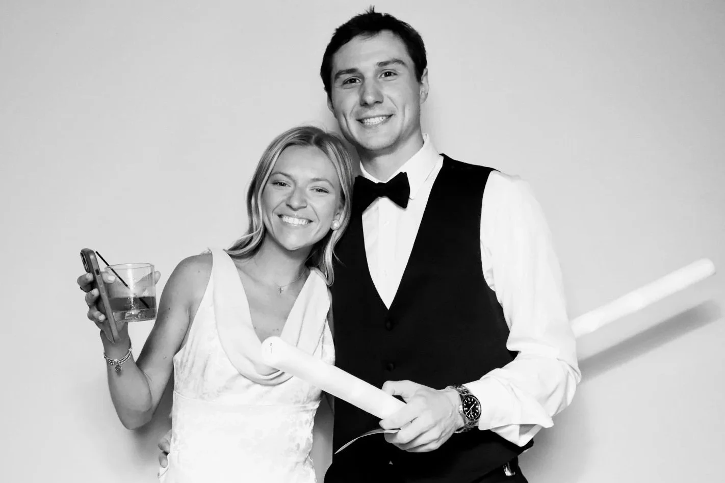 What Type of Wedding Photo Booth Is Actually Worth It? Glam, Print, 360, Roamer, AI, or Prelude?