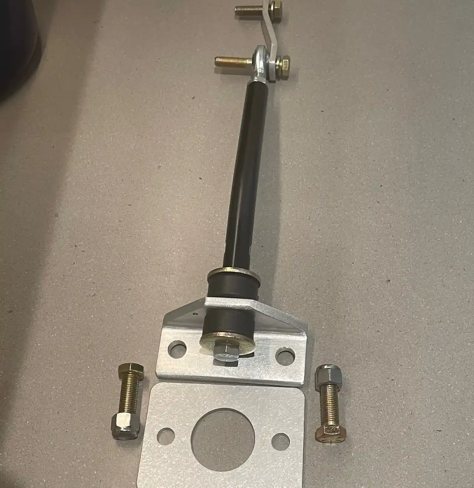 Q1-engine-stabilizer-bar.webp