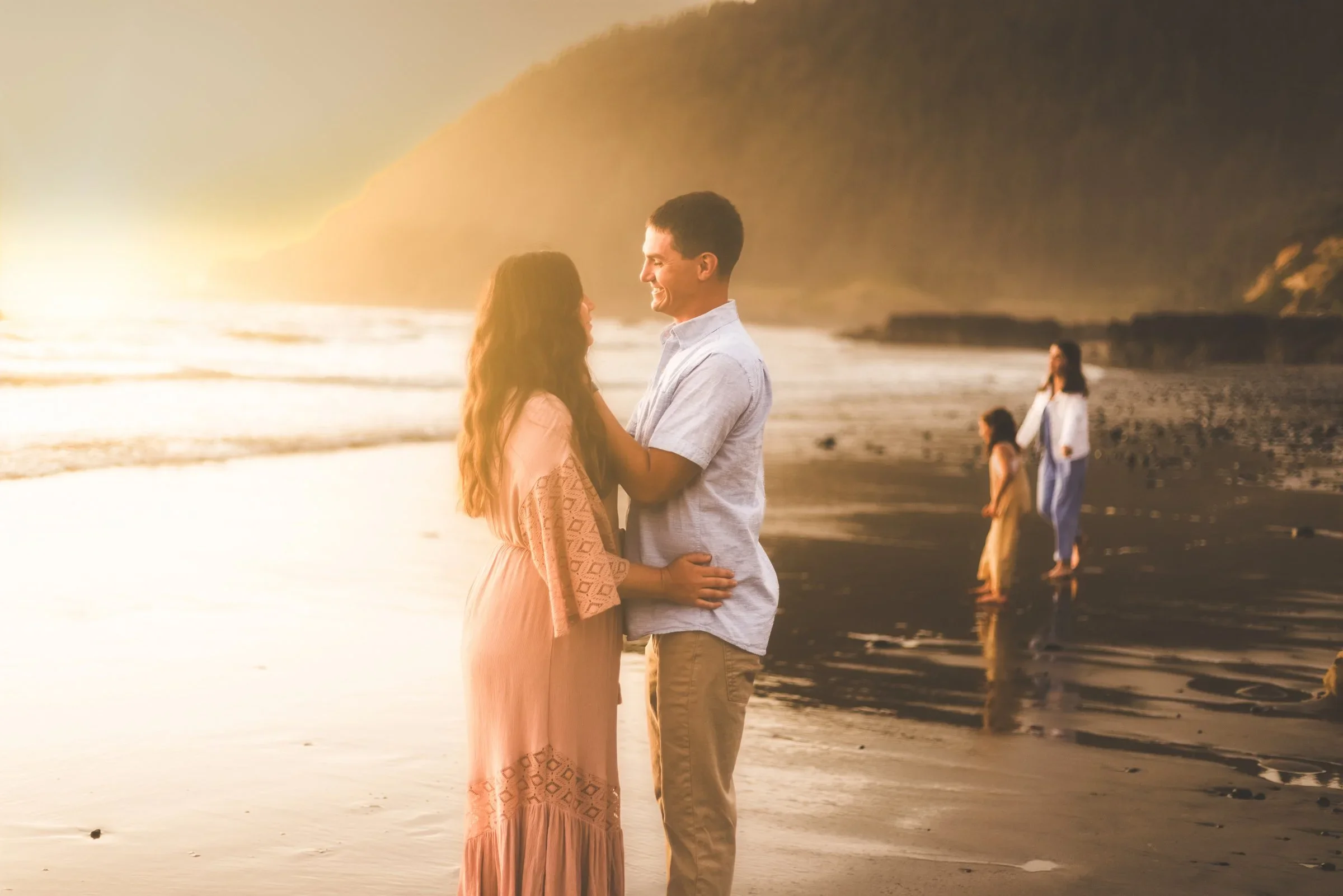 Beach Portrait Family Portrait Session Near Newport Oregon