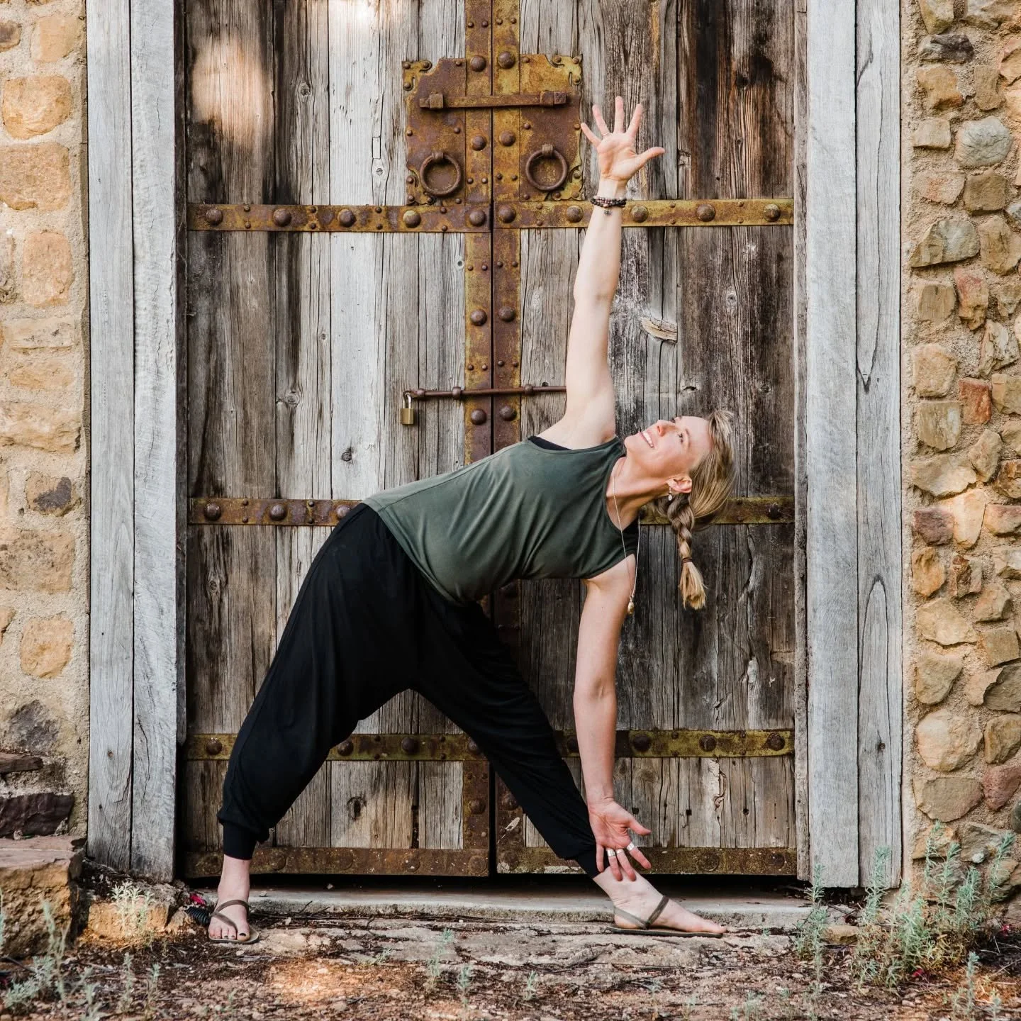 An invitation to cross a threshold //

I think of Instagram more like a doorway, than a destination. A threshold space. You can scroll past. You can pause. You can step through&hellip; or not.

Sometimes a photo, a few words, a pose in a doorway is j