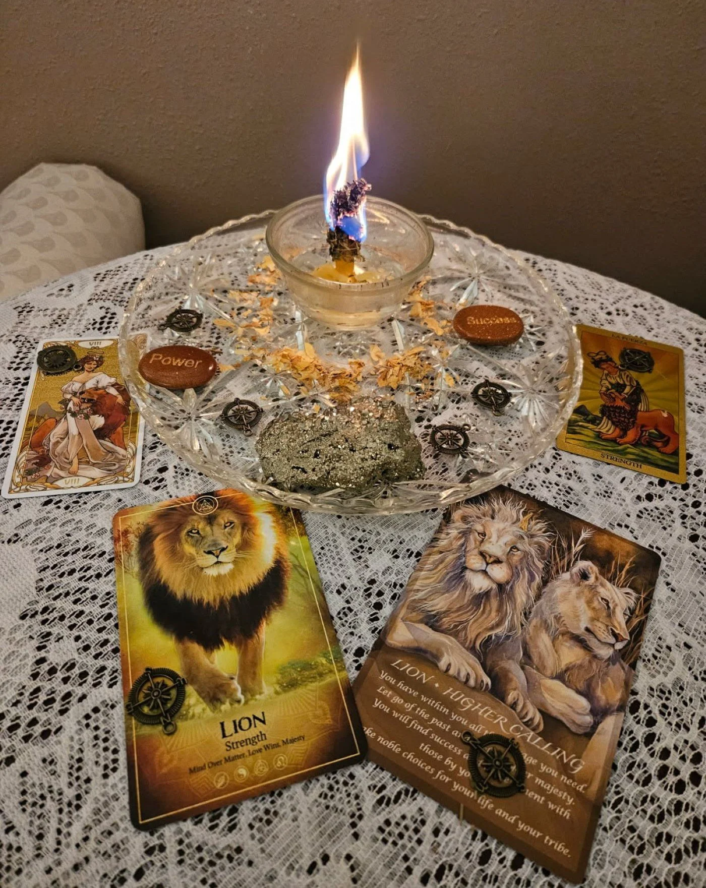 Success candle spell with lion tarot and oracle cards at Psychic Medium Witch shop in Walnut Creek