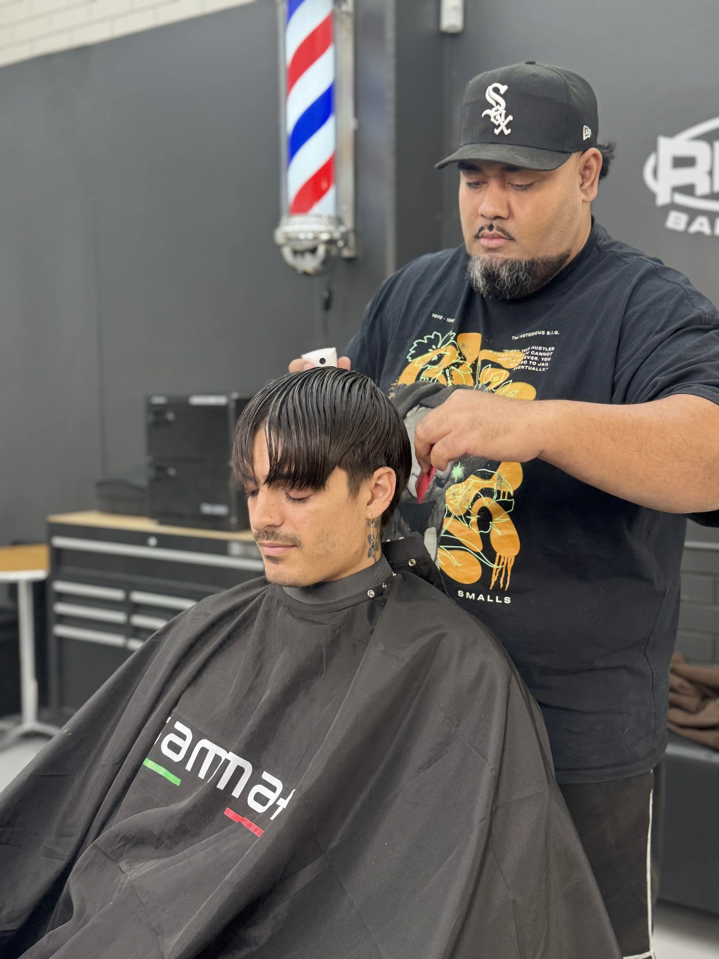 Man getting a haircut at Rivers barber Studio