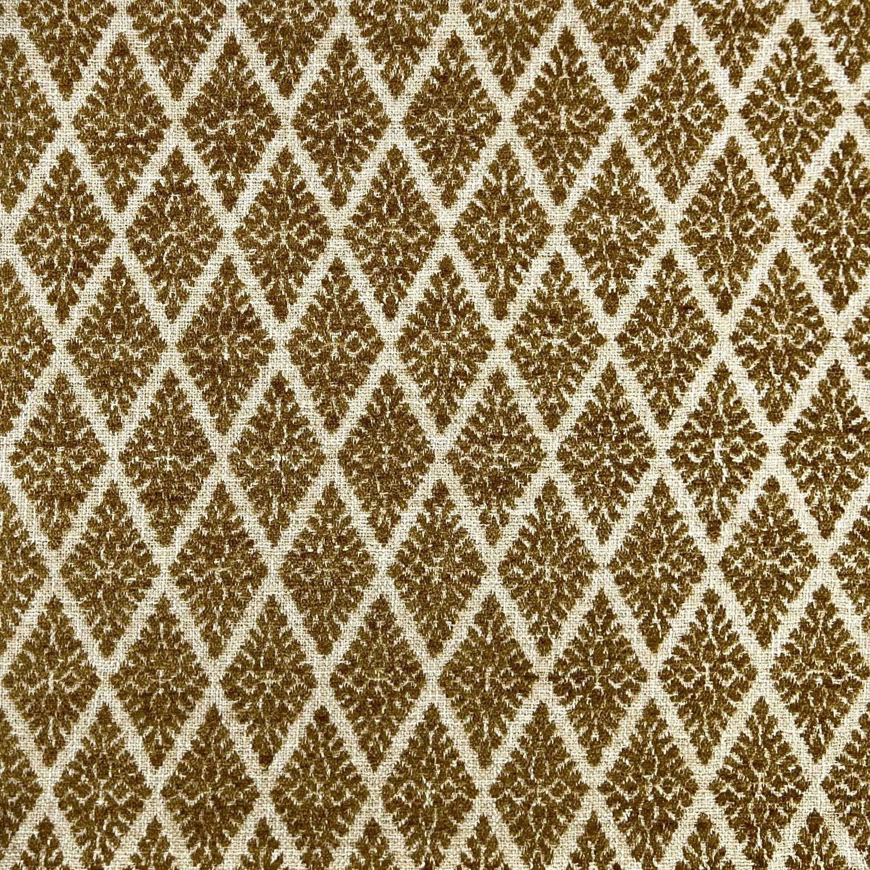 Fadrie Voria FAD348-273.jpg