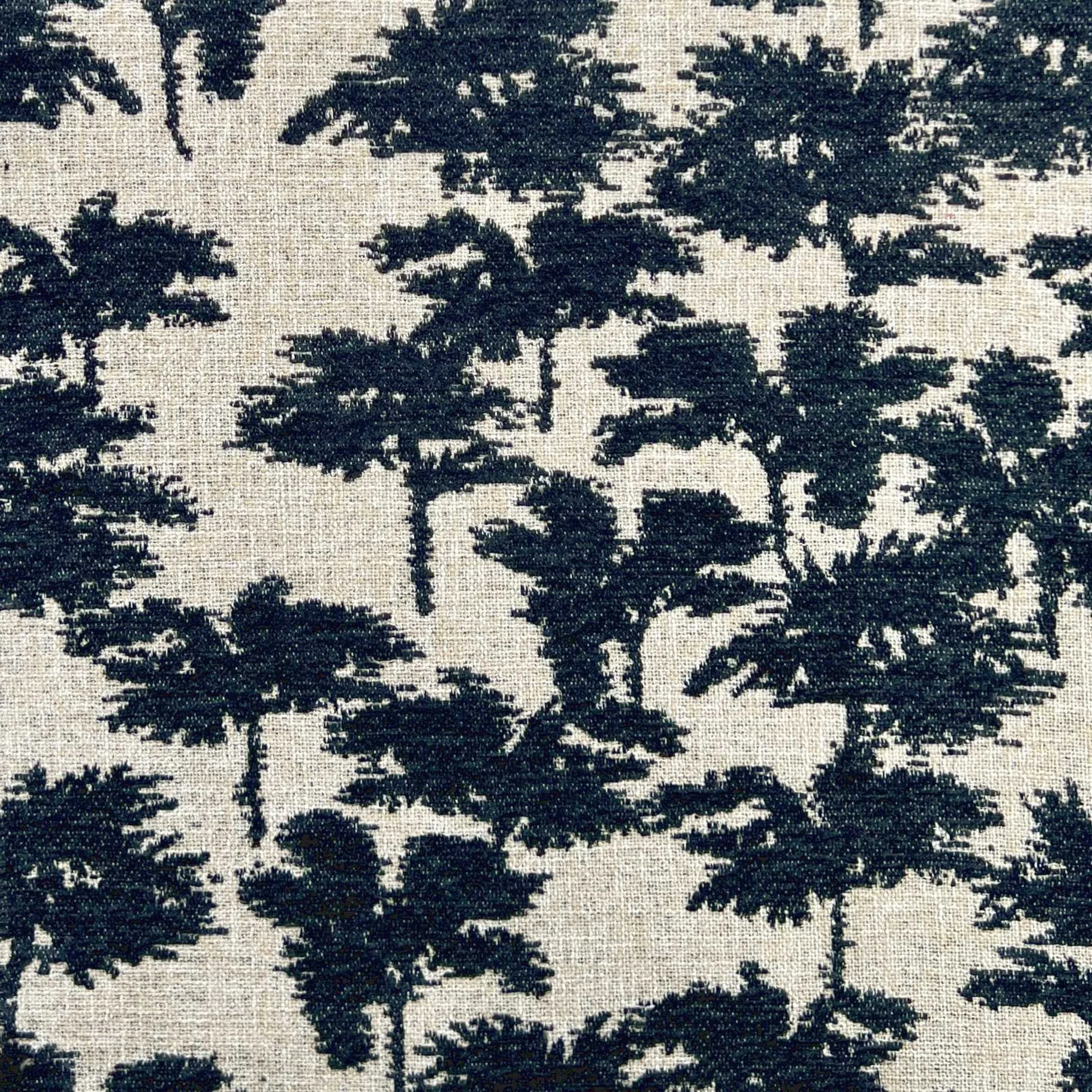 Fadrie Medallion FAD526-330.jpg