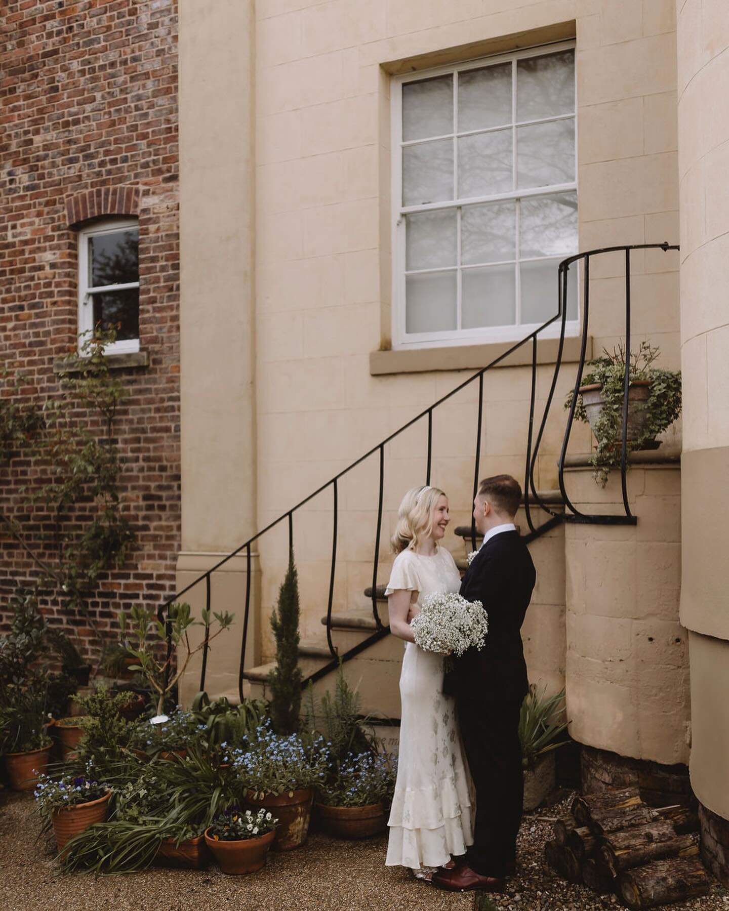 Laura + Liam 🤍

Photography @laurenelliottweddings 
Dress @rixo 
Flowers @flower_lounge 
Venue @elizabethgaskellshouse 

#lakedistrictmakeupartist #crueltyfreemakeupartist #cleanbeautymakeupartist
#weddinghairandmakeupartist #lakedistrictwedding #na