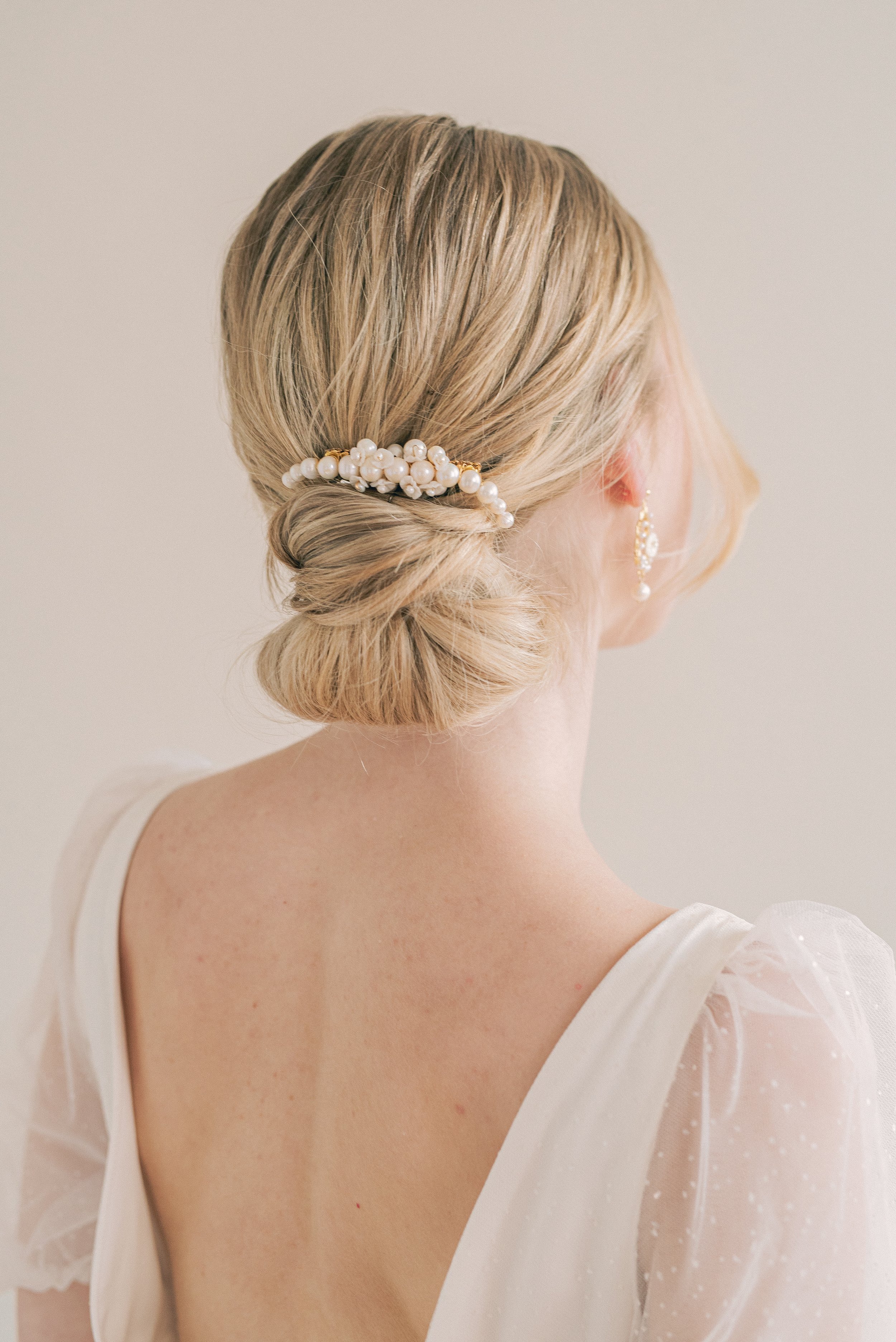 Images of Lake District wedding hair and makeup for the natural bride, covering Cumbria and Lancashire. Fashion-led bridal hair and makeup. Naturally fresh makeup paired with modern hairstyles for fashion bridal editorials. Photographer Emma Pilkingt