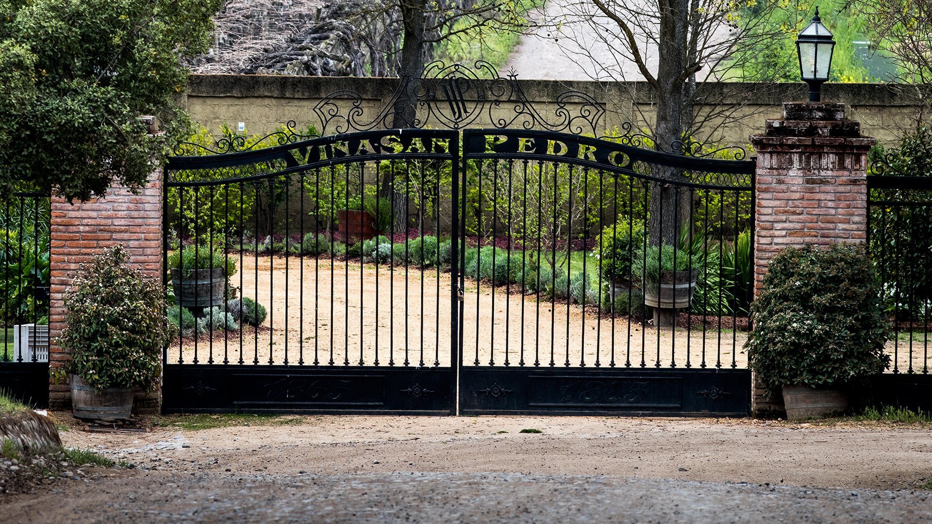 gate.jpg