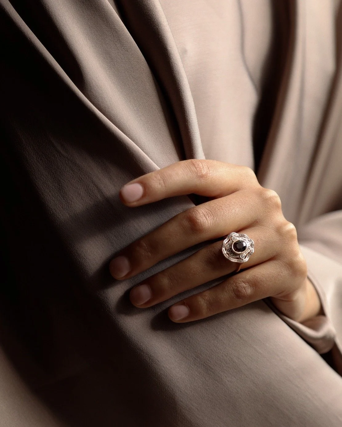 As unique as you are...

✨✨✨

🤍Who makes the rules about what an engagement ring should and shouldn't look like? 

🤍Why do you have to choose between the style that you like and the stone that you want?

🤍Why should you have to wait for trends to 