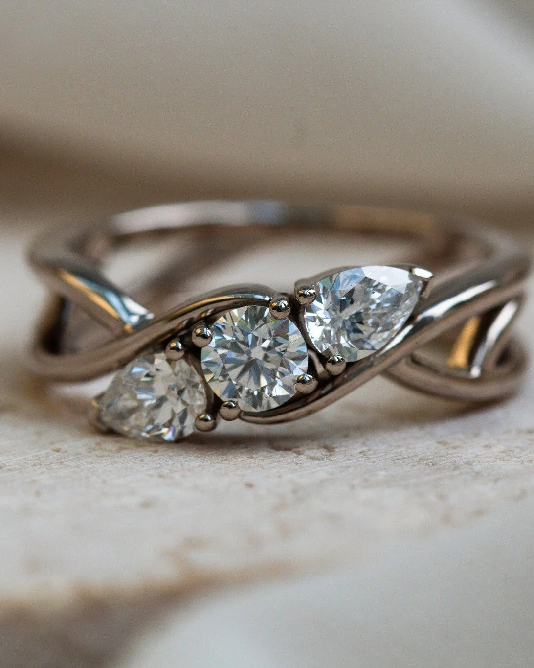 &quot;It&rsquo;s arrived and it&rsquo;s absolutely gorgeous. I LOVE IT 😍
Thank you so much for your stunning design 🥰.&quot;

Honestly, I adore these kinds of messages &mdash; they make my day! ❤️

Louise and I worked together virtually on this bea