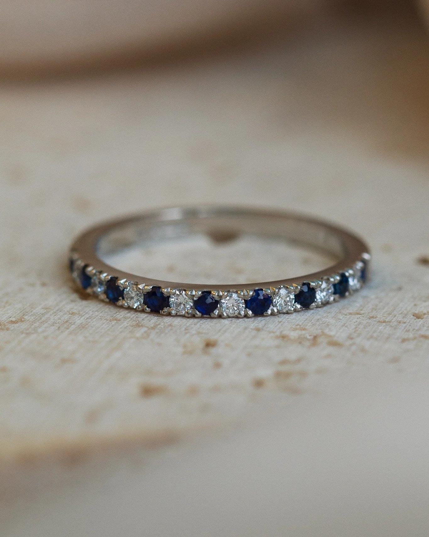 Paige&rsquo;s matching wedding ring! 💍

It&rsquo;s been such a joy working with Paige. She&rsquo;s getting married on one of the farms connected to my studio, and after a little research (and spotting I&rsquo;m part of Thrale&rsquo;s End Farm), she 