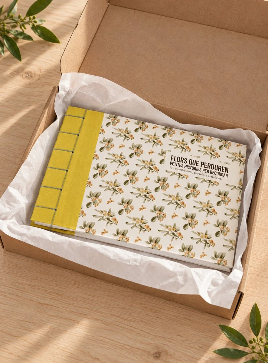 packaging-libreta-flores-espino-amarillo-acuarela-silicula