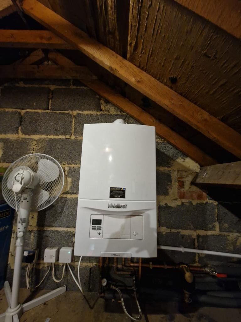 Vaillant Eco Tec Plus 30kW combination boiler