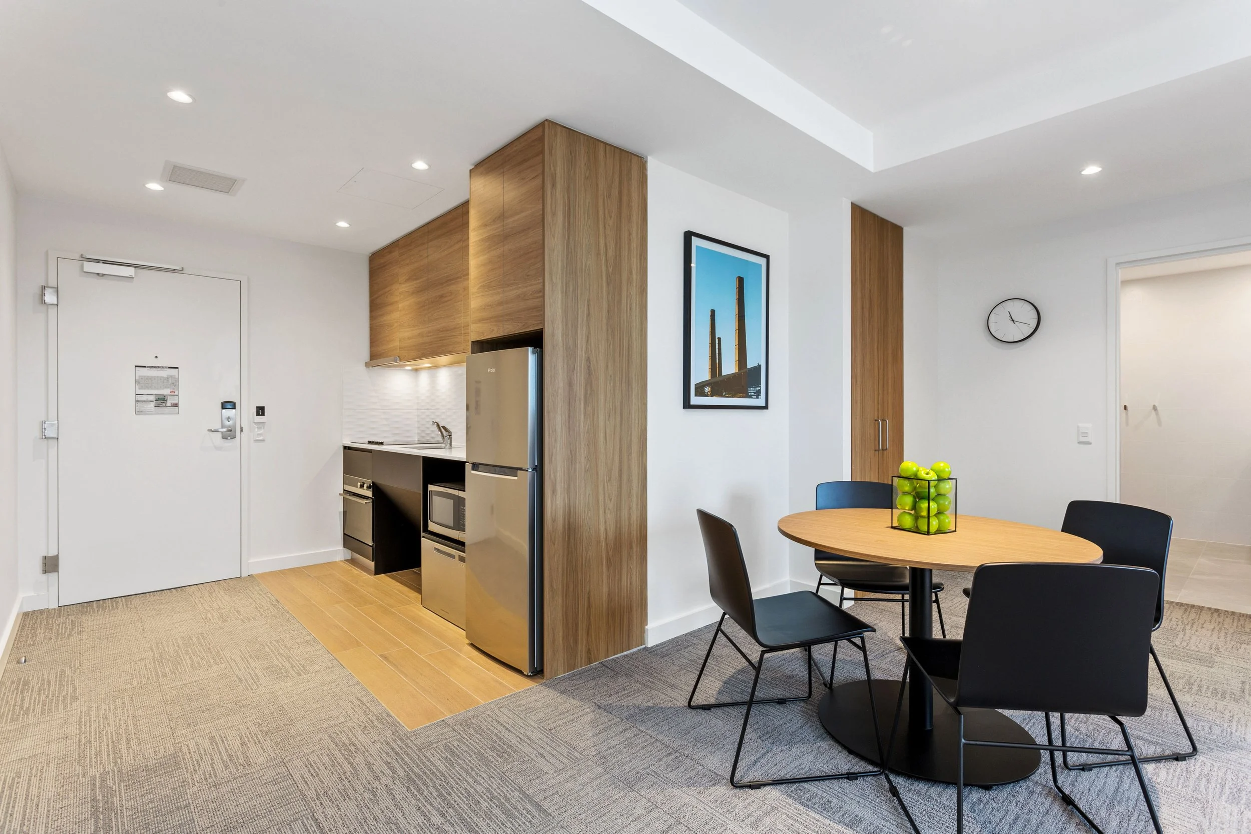 2Bedroom Acc Kitchen (7).jpg