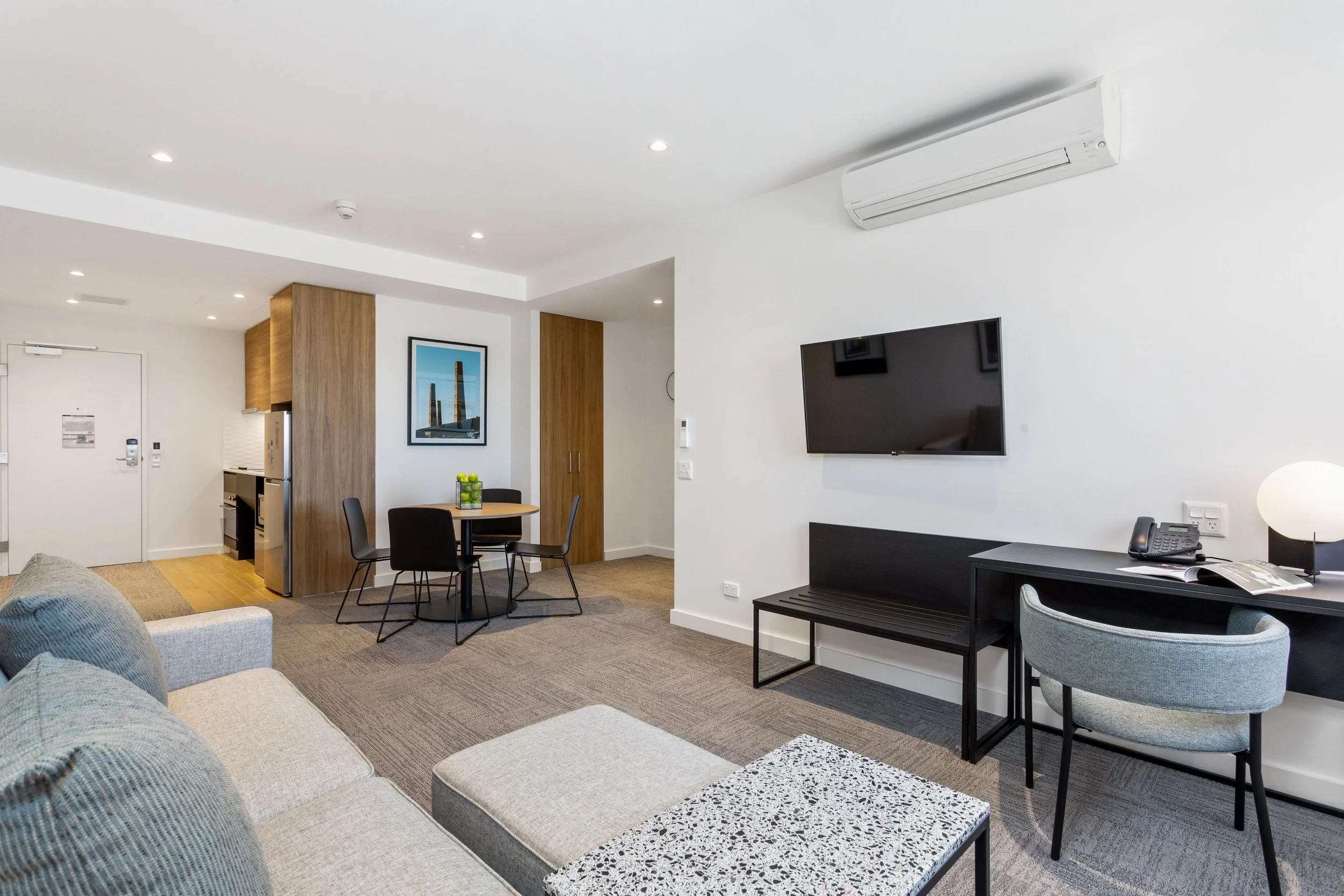 2Bedroom Acc (9).jpg