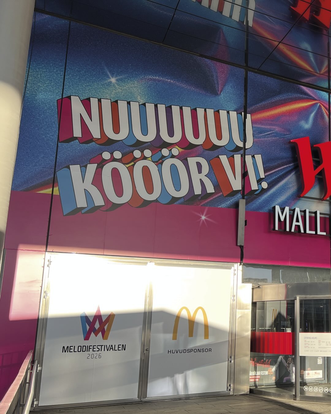 ✨ N&auml;r Melodifestivalen intar Strawberry Arena d&aring; ser vi till att det syns! ✨