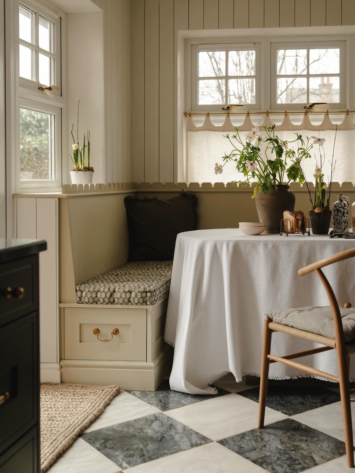 Thrilled to share a recently completed joinery project. 

Joey had a clear vision for how she wanted to use the end of her kitchen &mdash; an area that wasn&rsquo;t quite delivering everything her family needed functionally. Together, we reimagined i