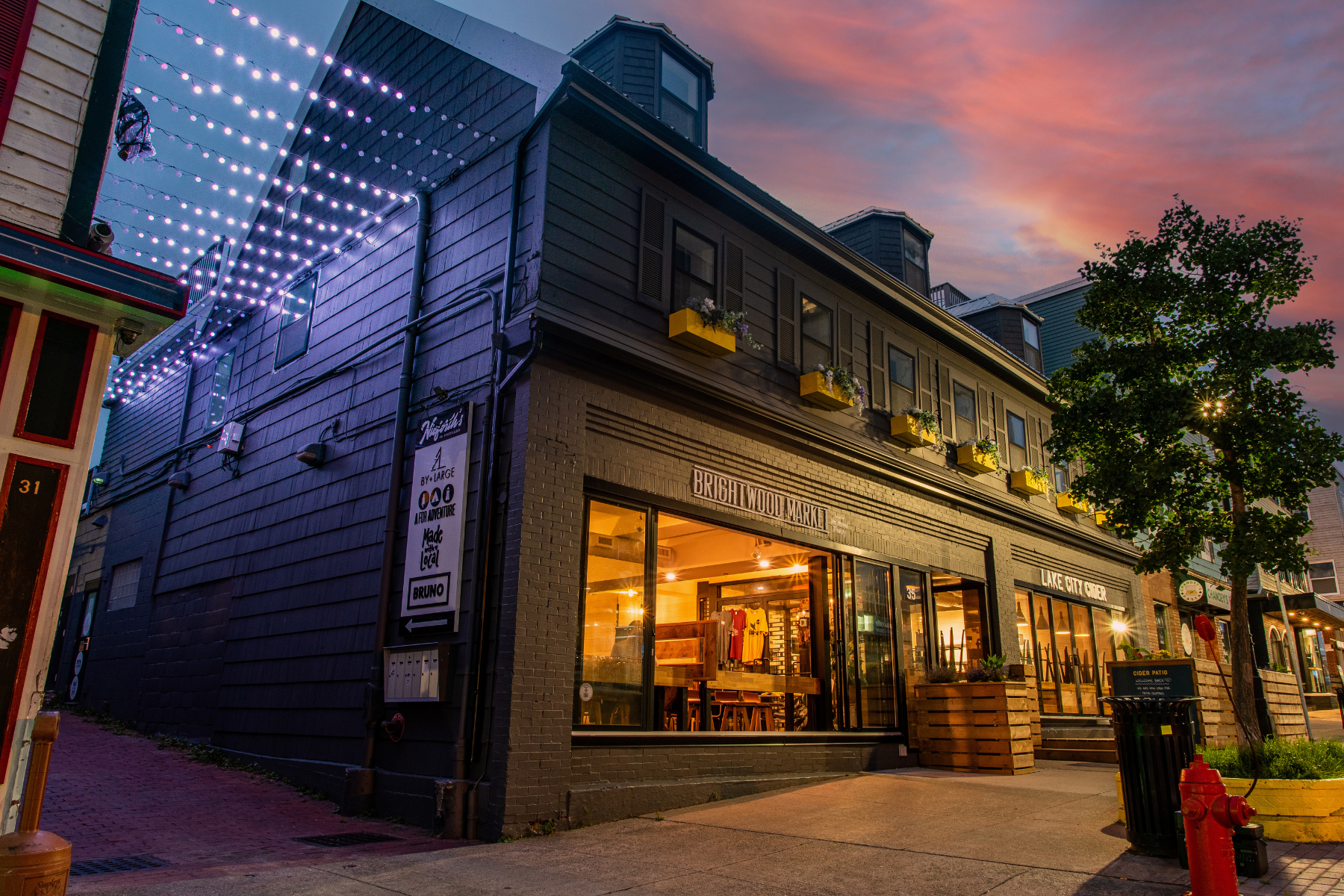 NIEFORTH'S (Sidewalk & Bruno Builders)