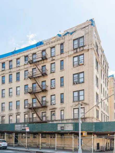 155 E Mosholu Pkwy