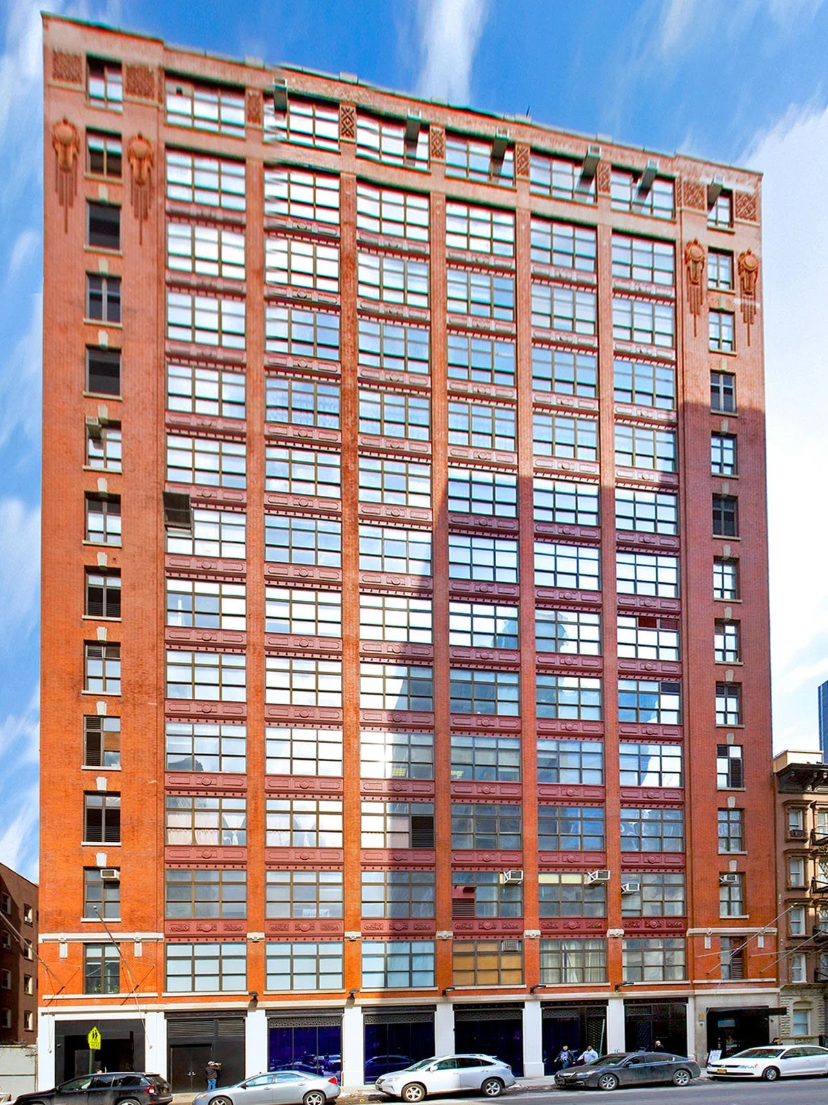 311 W 43rd St