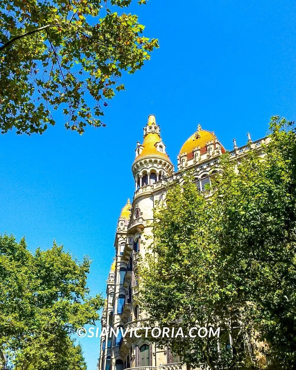 Sightseeing in Barcelona - Home To 9 UNESCO World Heritage Sites — sian ...
