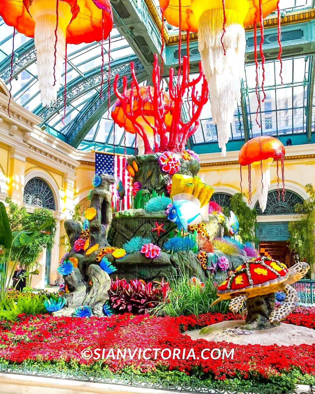 Bellagio Las Vegas: A Guide for Tourists & Guests Visiting — sian