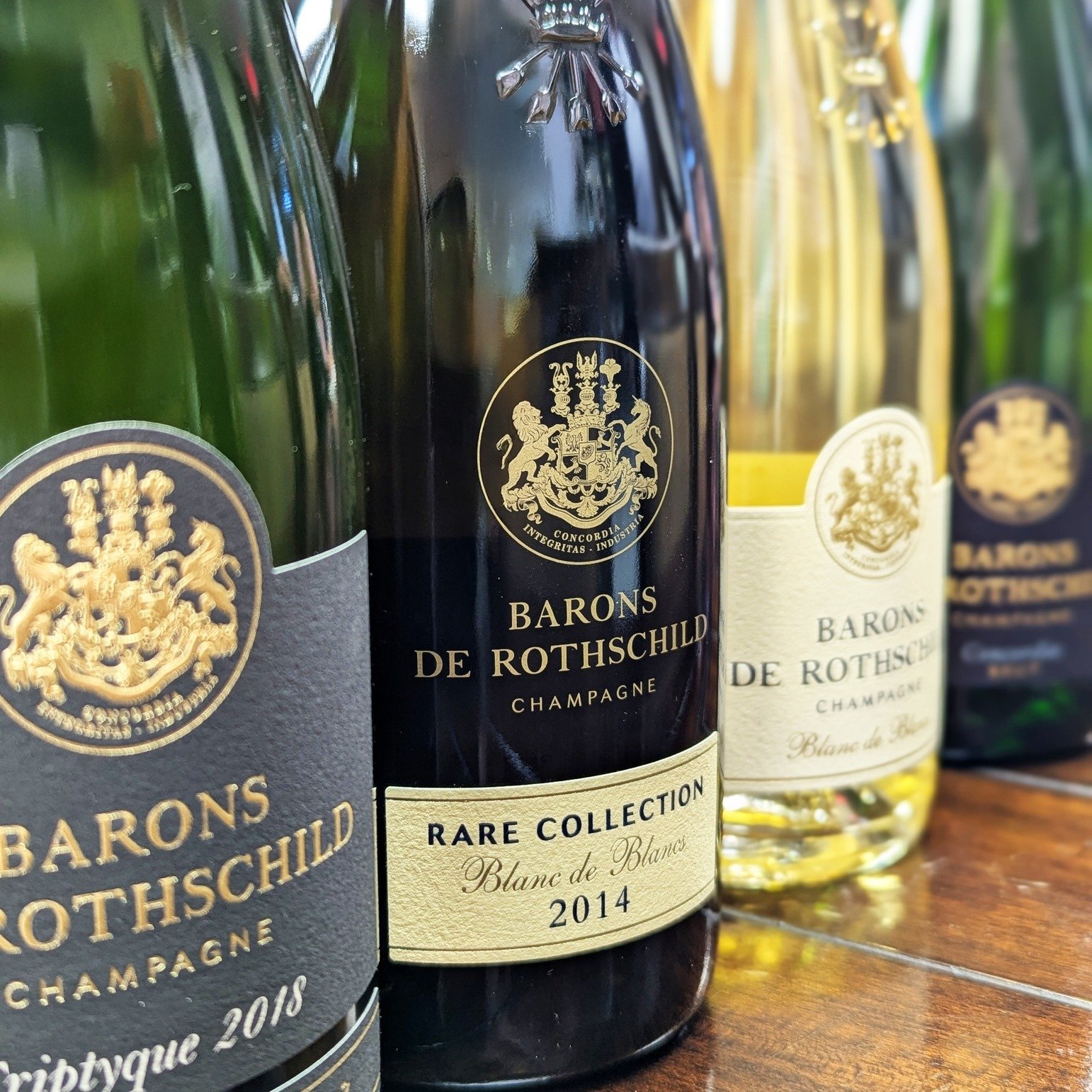 The immense commitment to consistency and quality make Champagne Barons de Rothschild a masterpiece of craftsmanship and a testament to the Rothschild motto: Concordia, Integritas, Industria (Harmony, Integrity, Industry). 

90% of the House's grapes