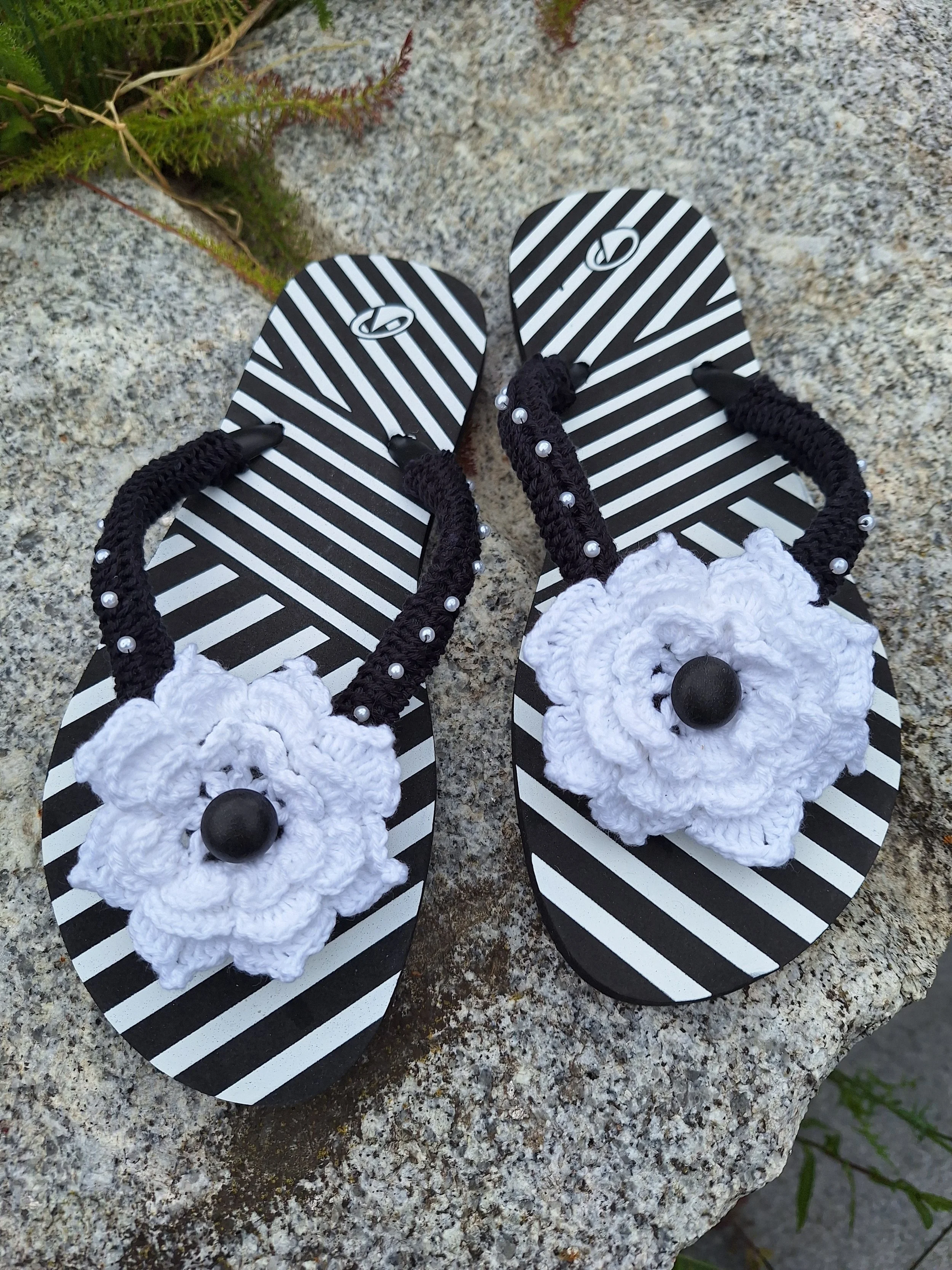 Flip-Flops Black&White