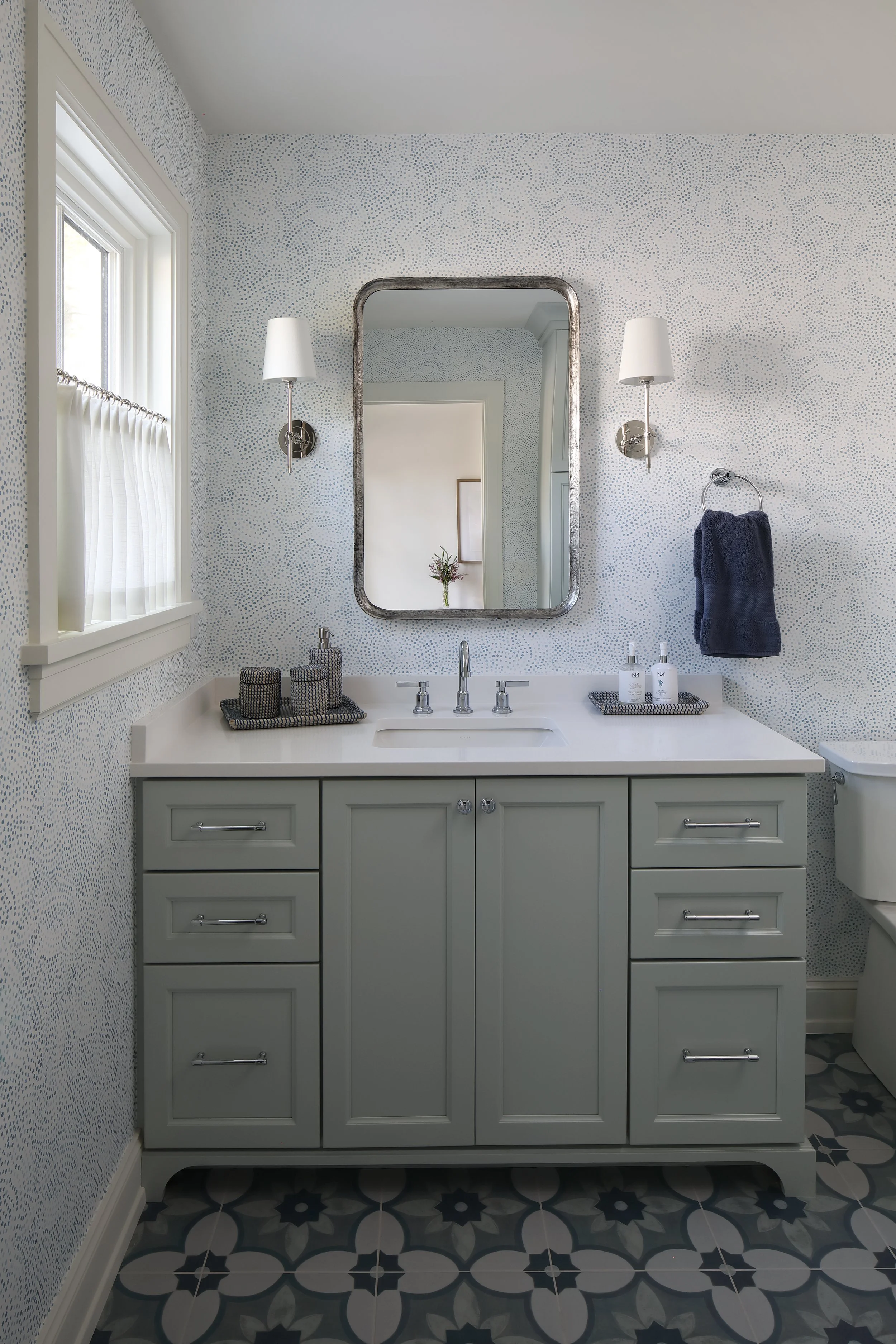 Bath2.jpg