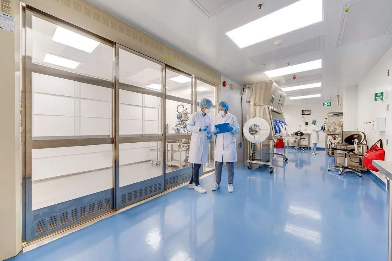 Pushing the boundaries of pharmaceutical design.
G architects partnered with Eurofins Alphora to transform 2,300 sq. ft. of office space into a state-of-the-art API Kilo Lab, supporting advanced process development, scale-up, and GMP manufacturing i