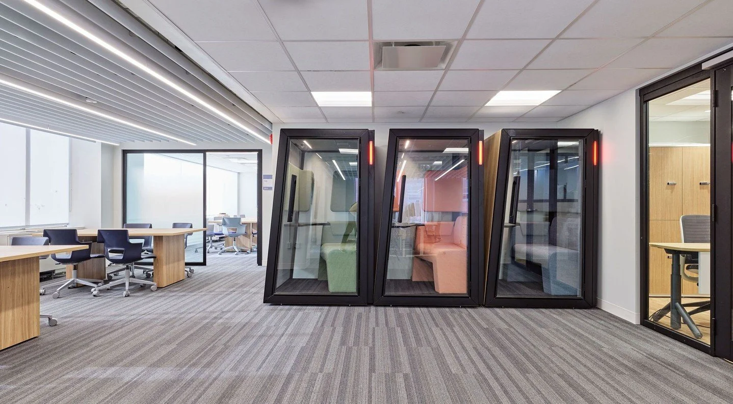 In October 2024, we completed the renovation of George Brown College’s former president’s office at 200 King Street East.
The 3,184 sq. ft. space now supports the Teaching & Learning Exchange (TLX) and Office of Academic Excellence (