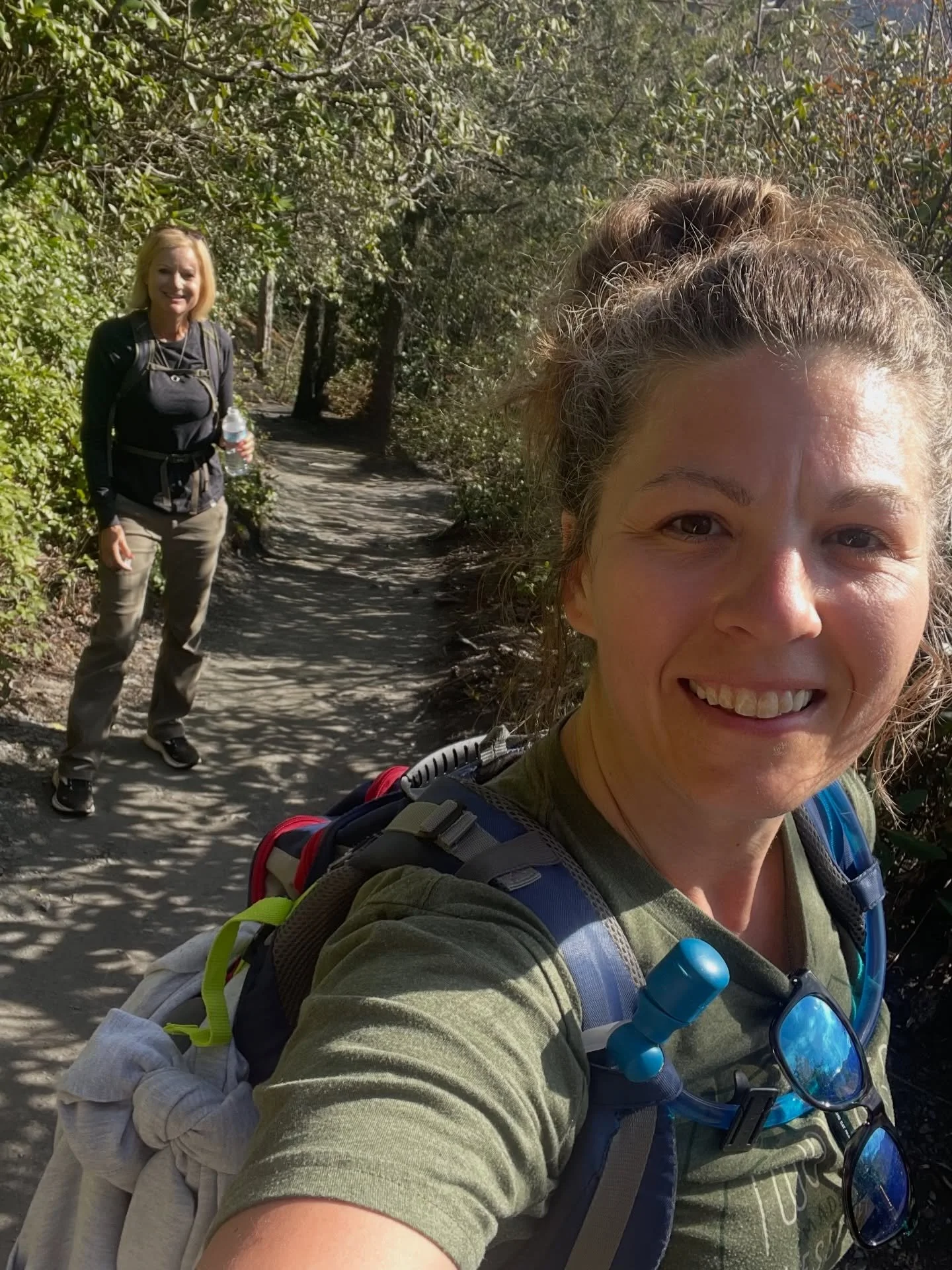Sherry and I have traveled together for the last 6 years but our first 10 mile hike together was Mt. Leconte in Smoky Mountain National Park🏞️