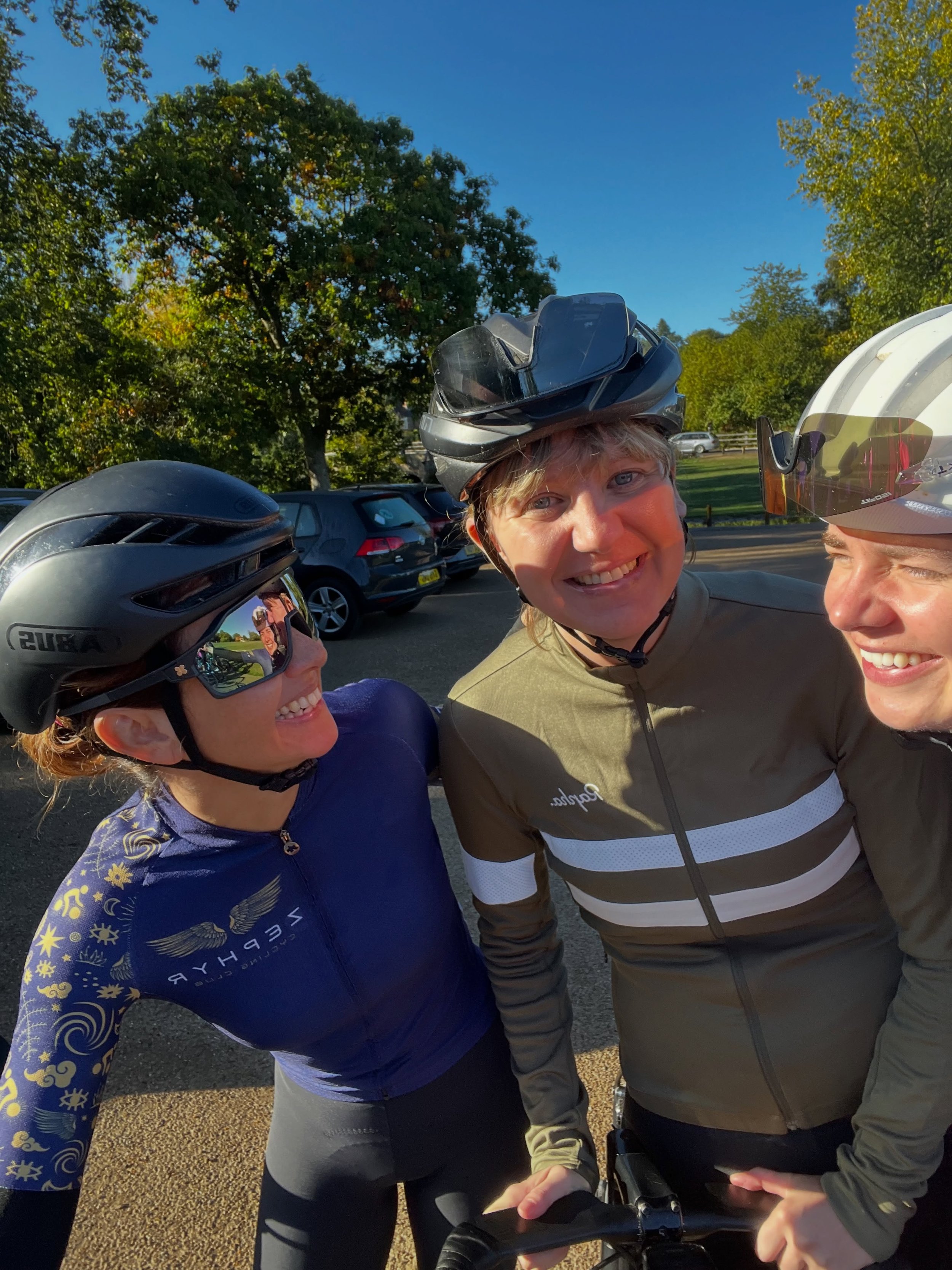 Freya&rsquo;s back! First postnatal ride! 🥳 👏🏼 Kudos!

Shirley&rsquo;s new bike 🤩

Queen Victoria brought the wrong shoes 🥹

Power pose Charlie #workit 

Sorting of the groups! 50:50 female:male, 3 groups of differing speed but still a social ri