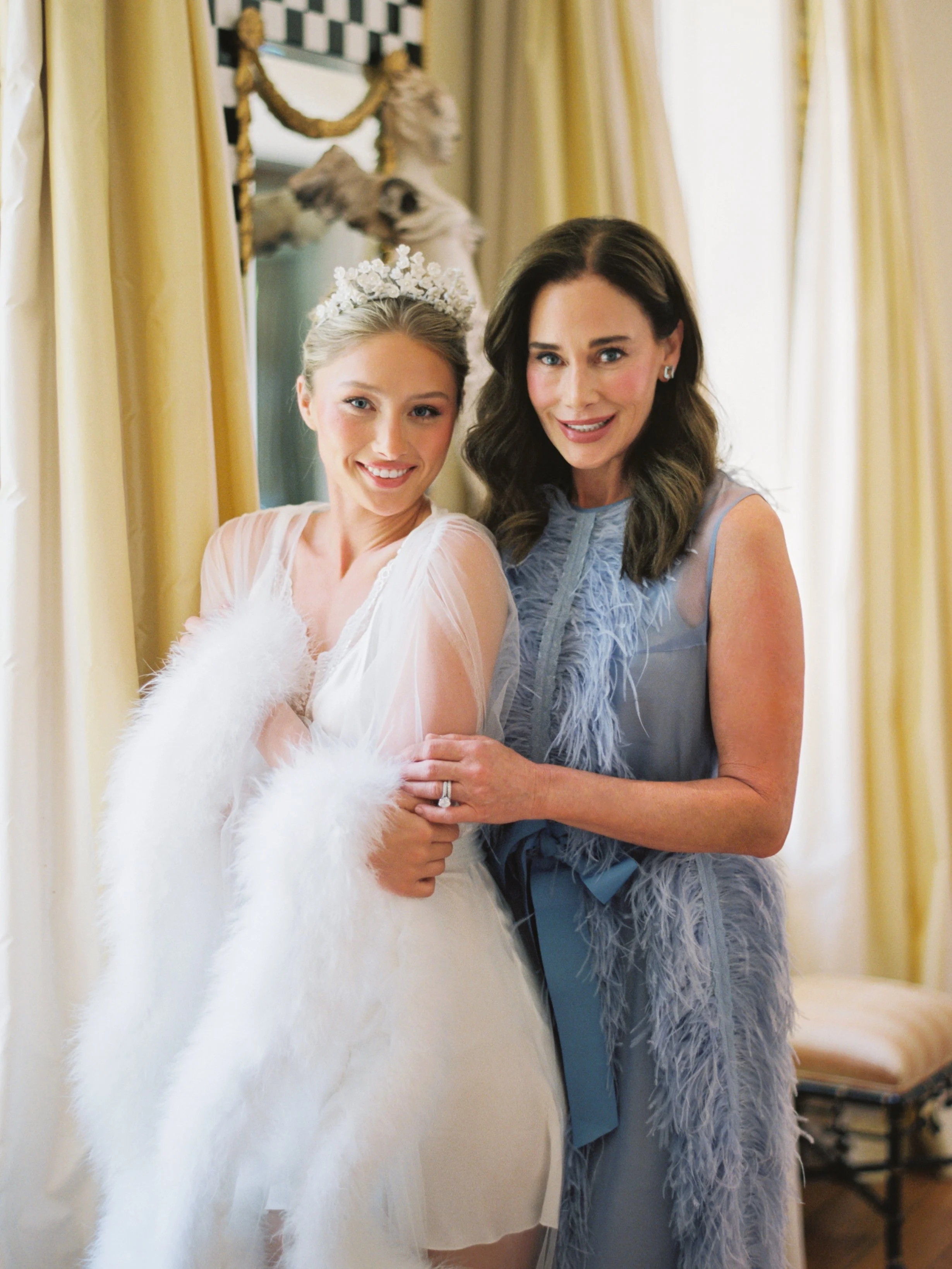 bride and her mother on her daughters wedding day in paris kentucky
