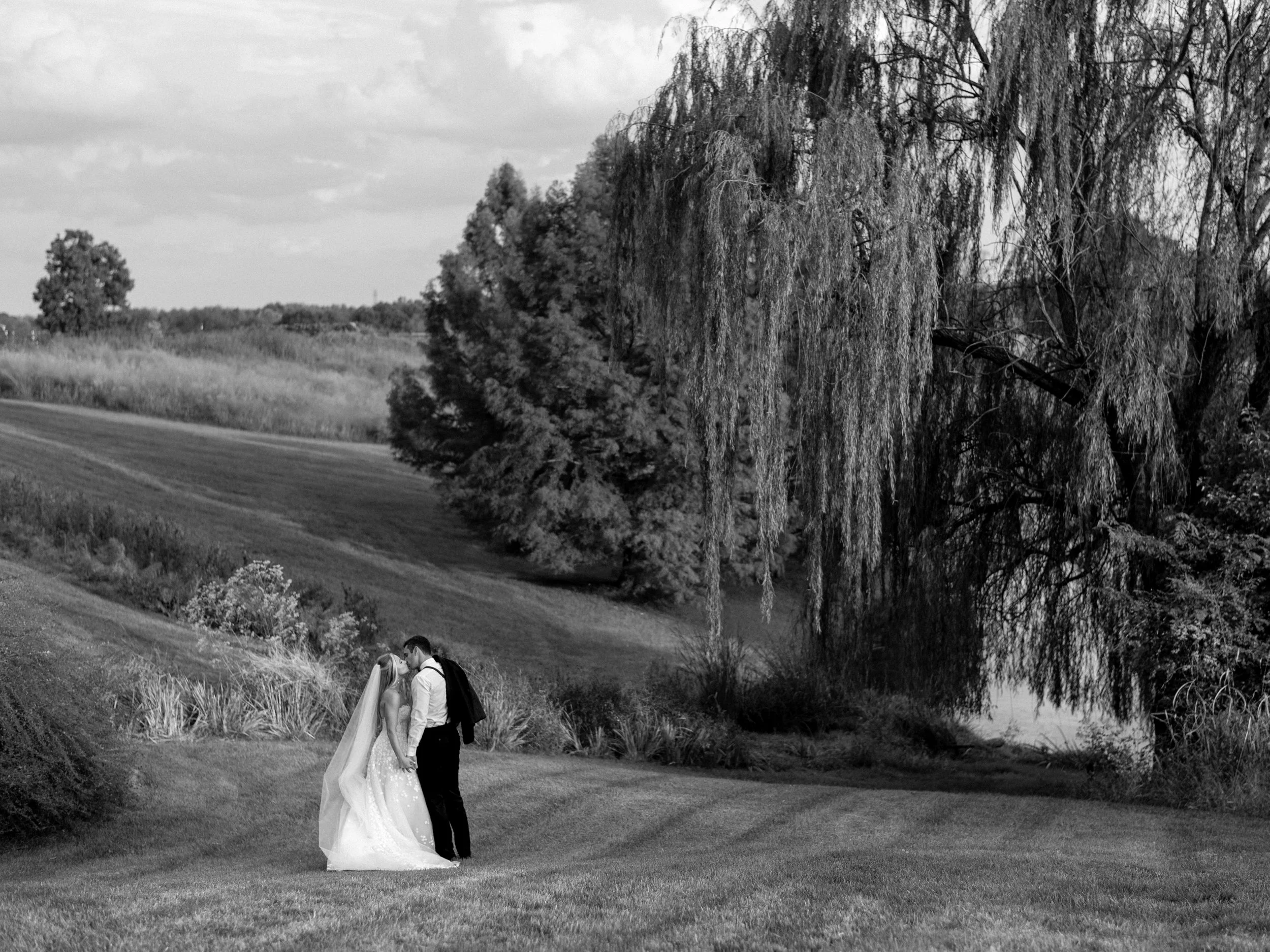HalvorsenWedding-Bride&GroomPortraits-9329.jpg