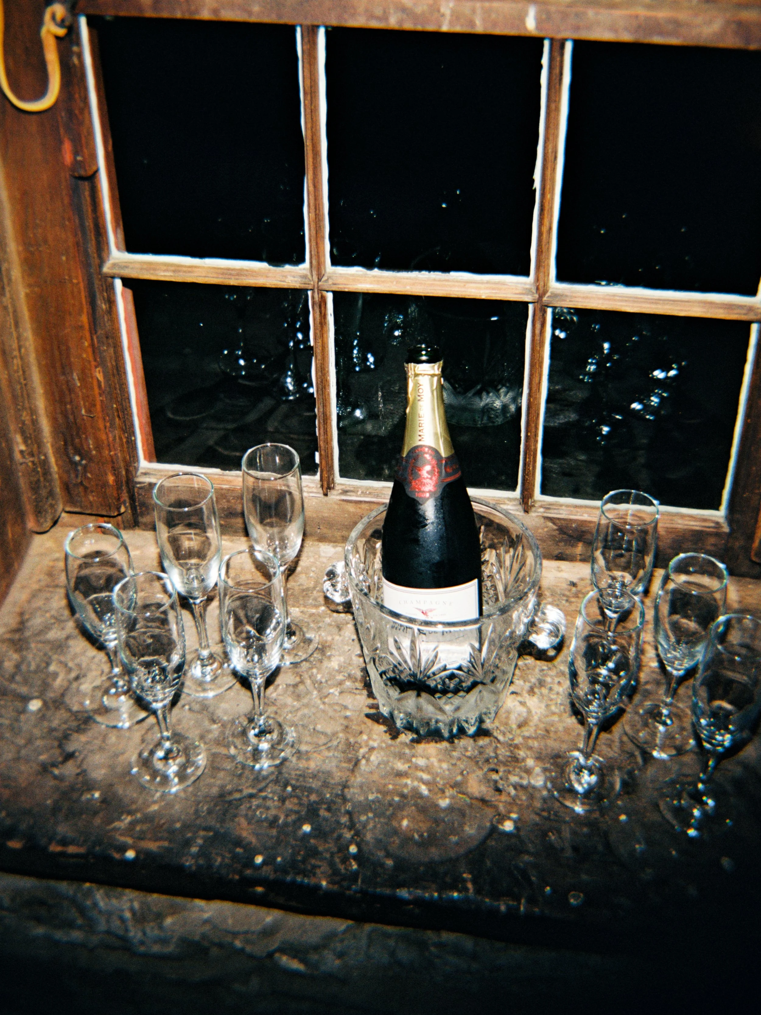 Hunt Club Paris, KY Wedding Champagne