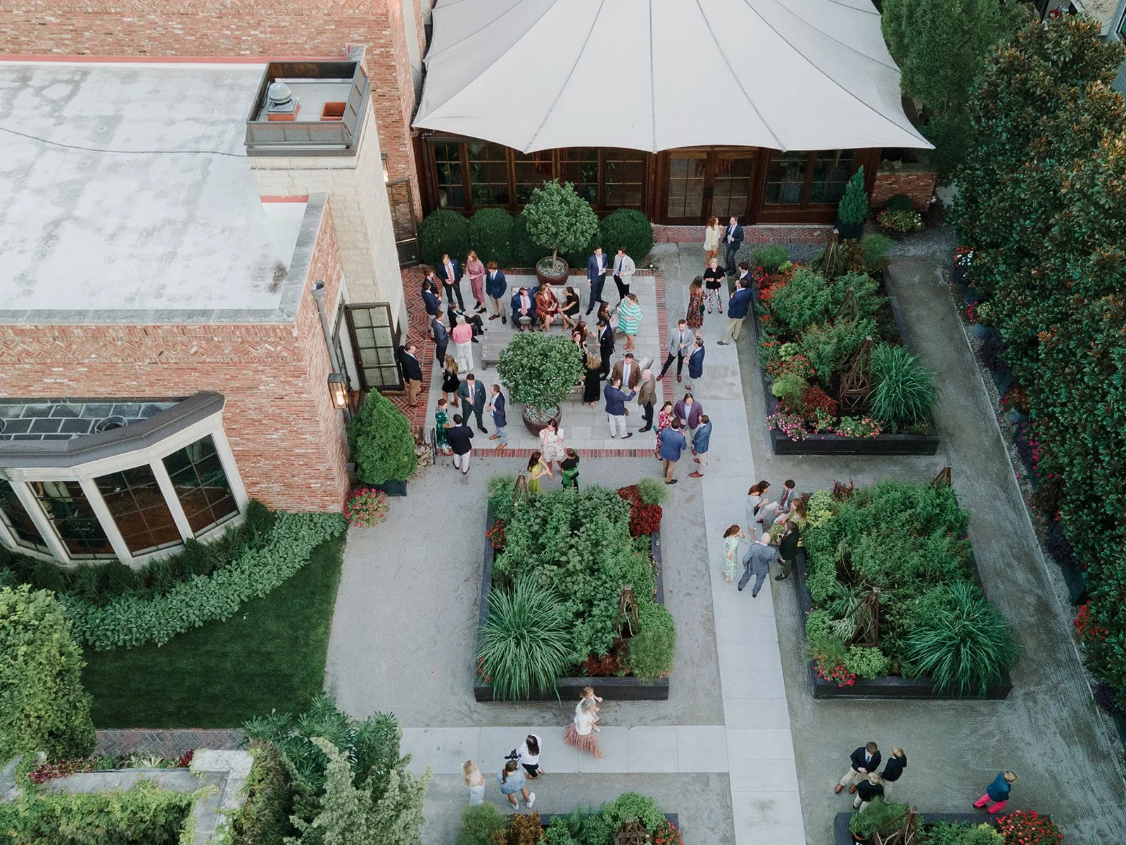 Wedding design at Apiary Lexington
