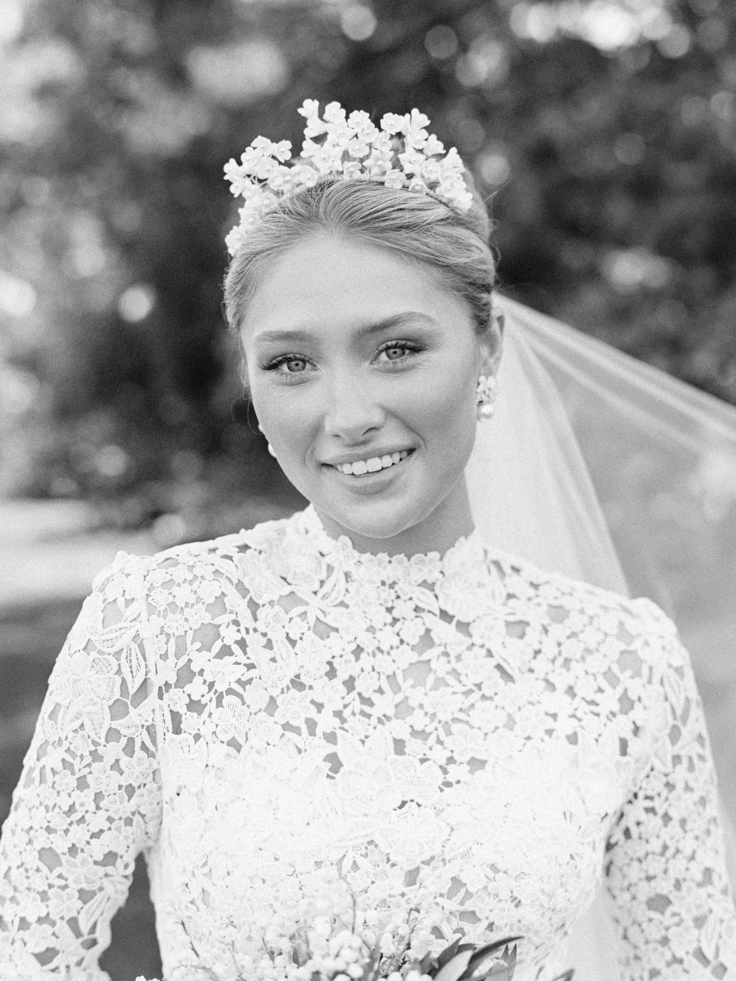 Senators daughters wedding in Paris KY bridal portrait laughter